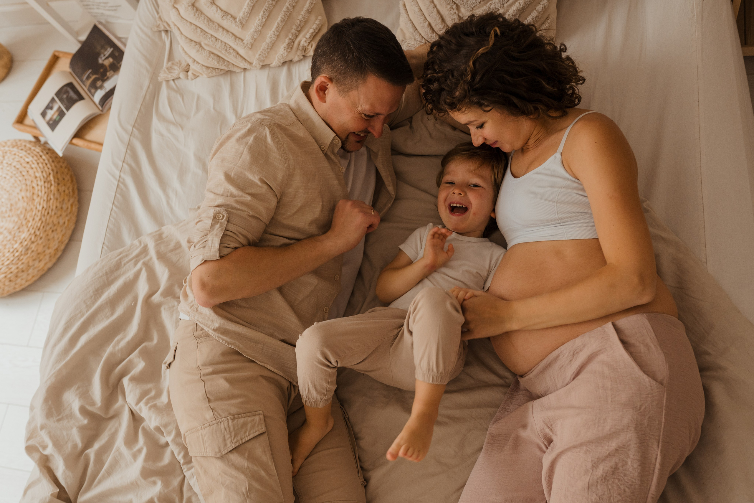 Семейная фотосессия в студии в Москве, семейный фотограф Анна Полушина. Свадебный фотограф в Москве Анна Полушина
