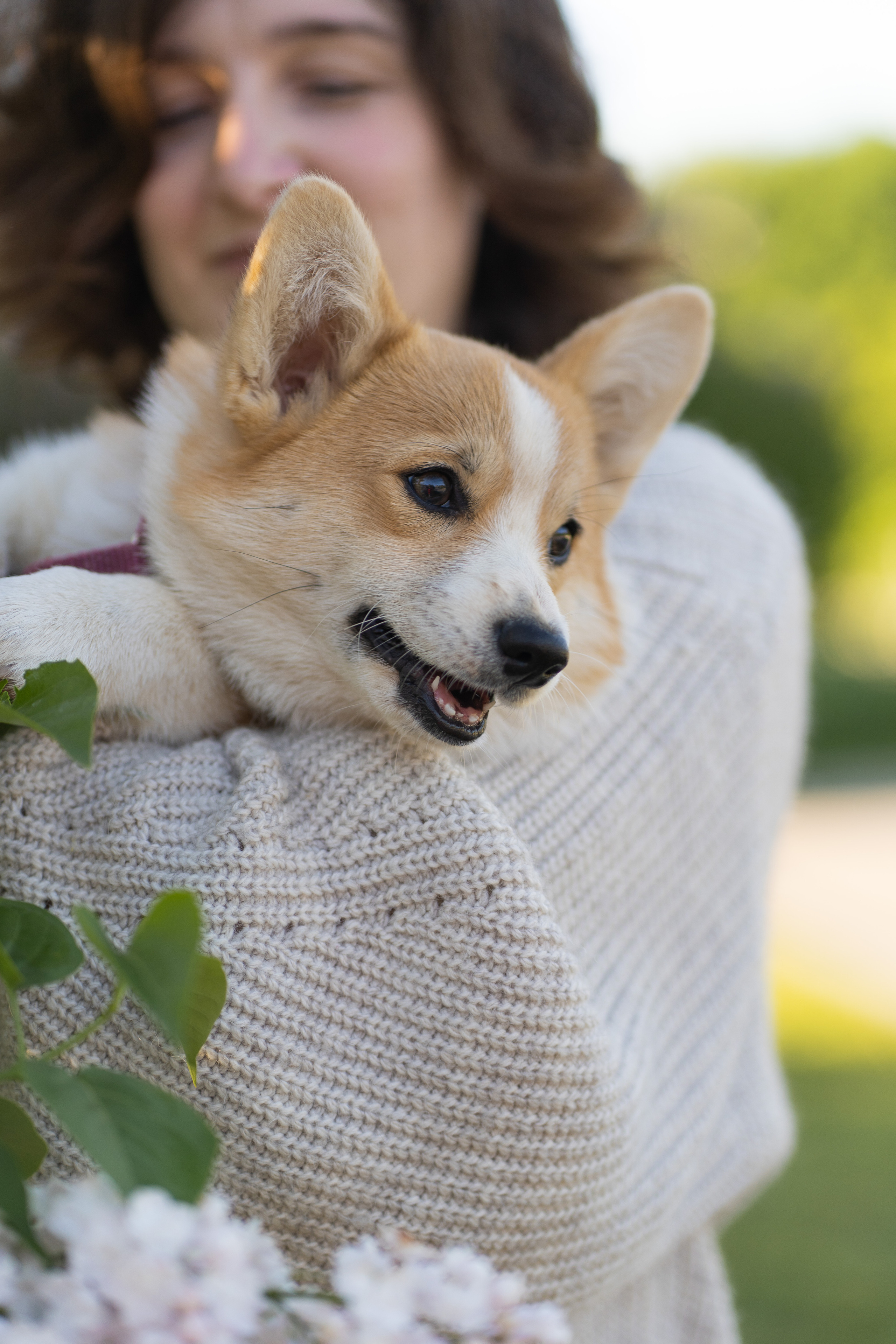 Полина и Стеша, Сиреневый сад. Свадебный фотограф в Москве Анна Полушина