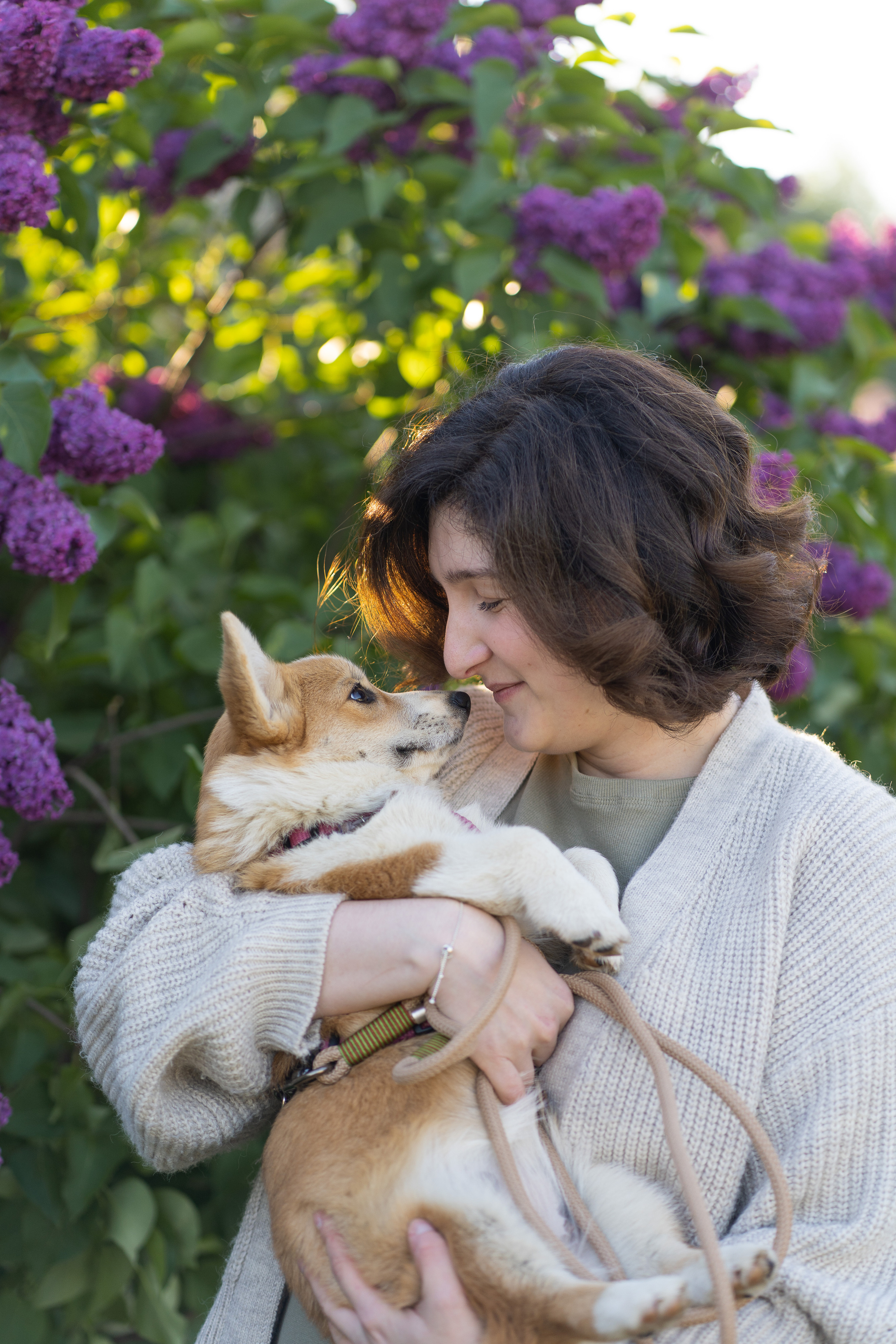 Полина и Стеша, Сиреневый сад. Свадебный фотограф в Москве Анна Полушина