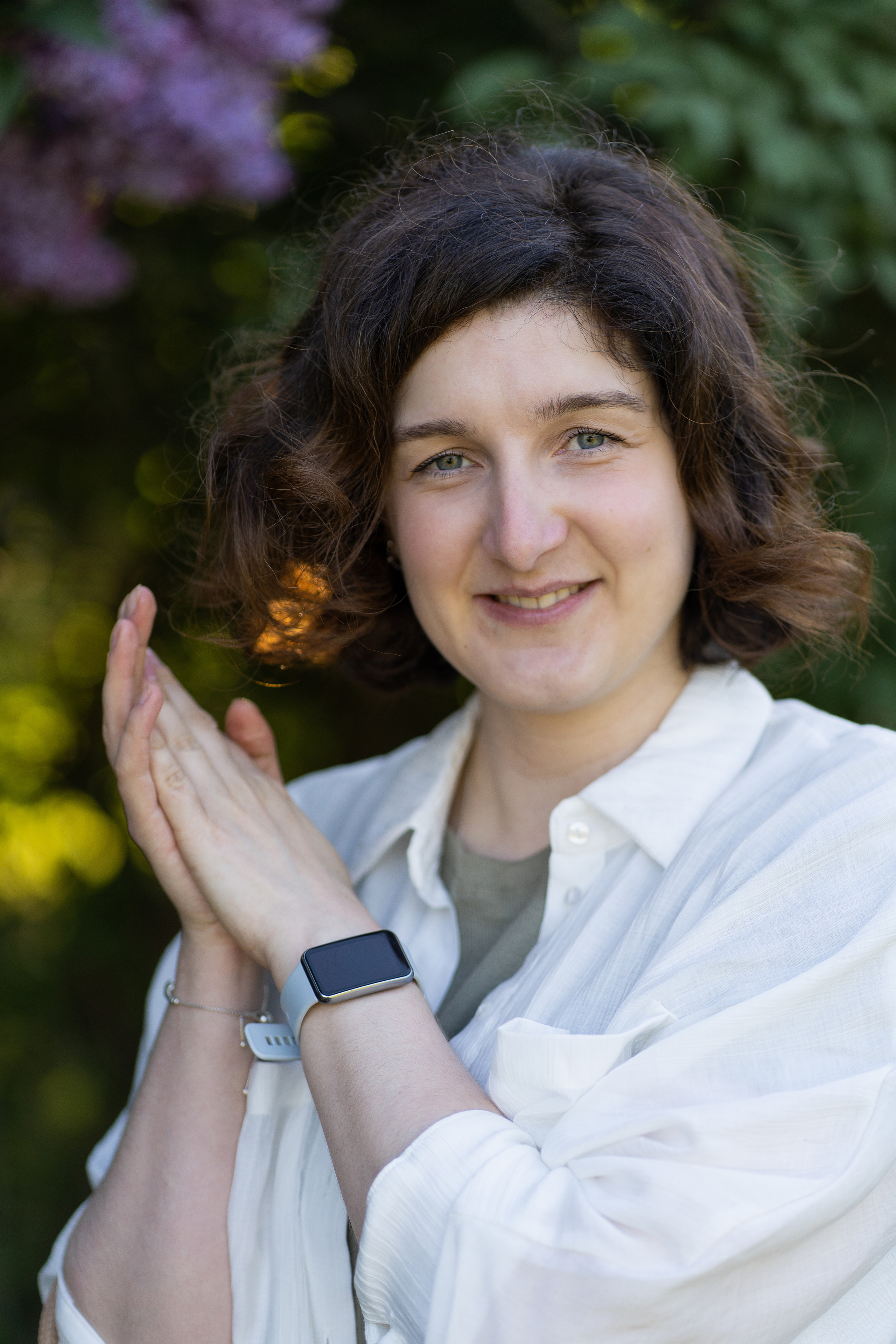 Полина и Стеша, Сиреневый сад. Свадебный фотограф в Москве Анна Полушина