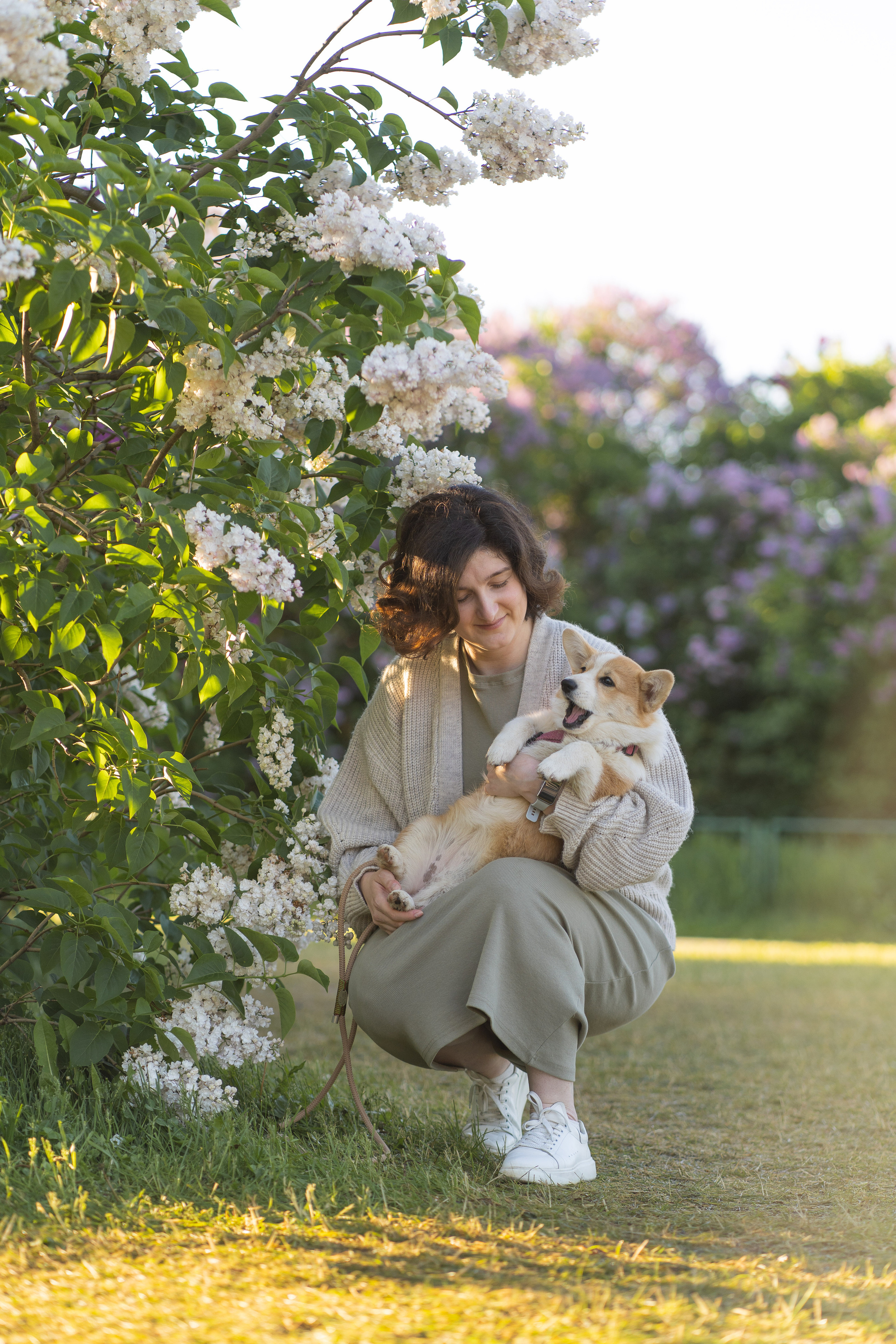 Полина и Стеша, Сиреневый сад. Свадебный фотограф в Москве Анна Полушина