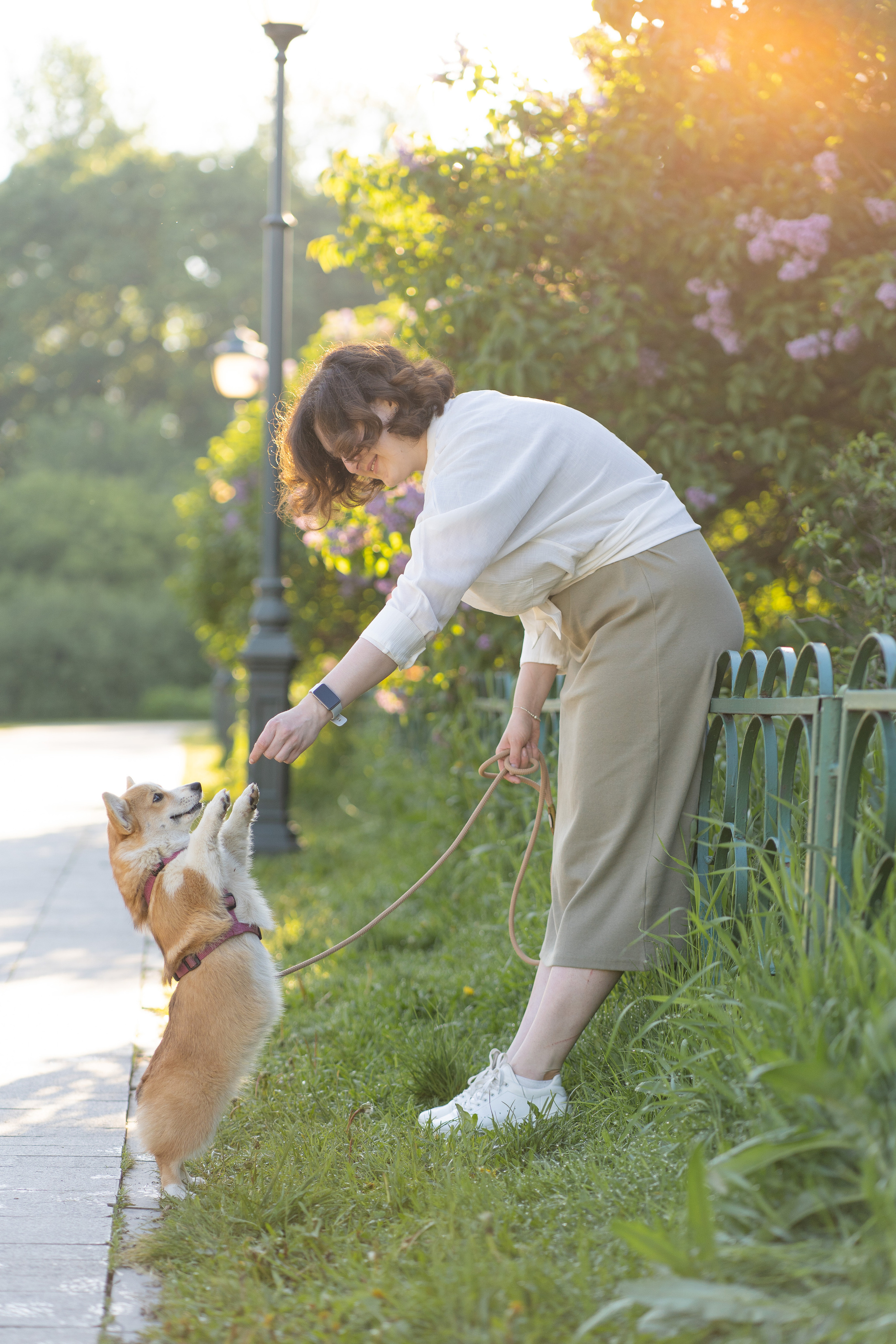 Полина и Стеша, Сиреневый сад. Свадебный фотограф в Москве Анна Полушина