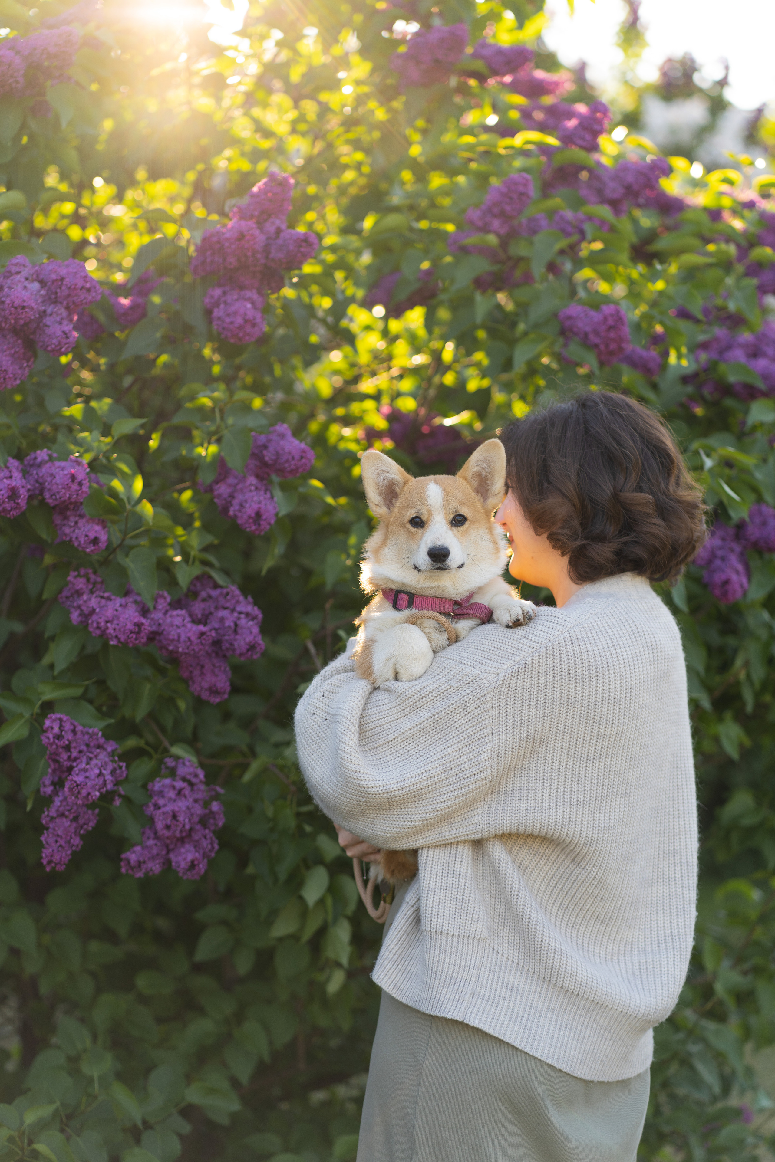 Полина и Стеша, Сиреневый сад. Свадебный фотограф в Москве Анна Полушина