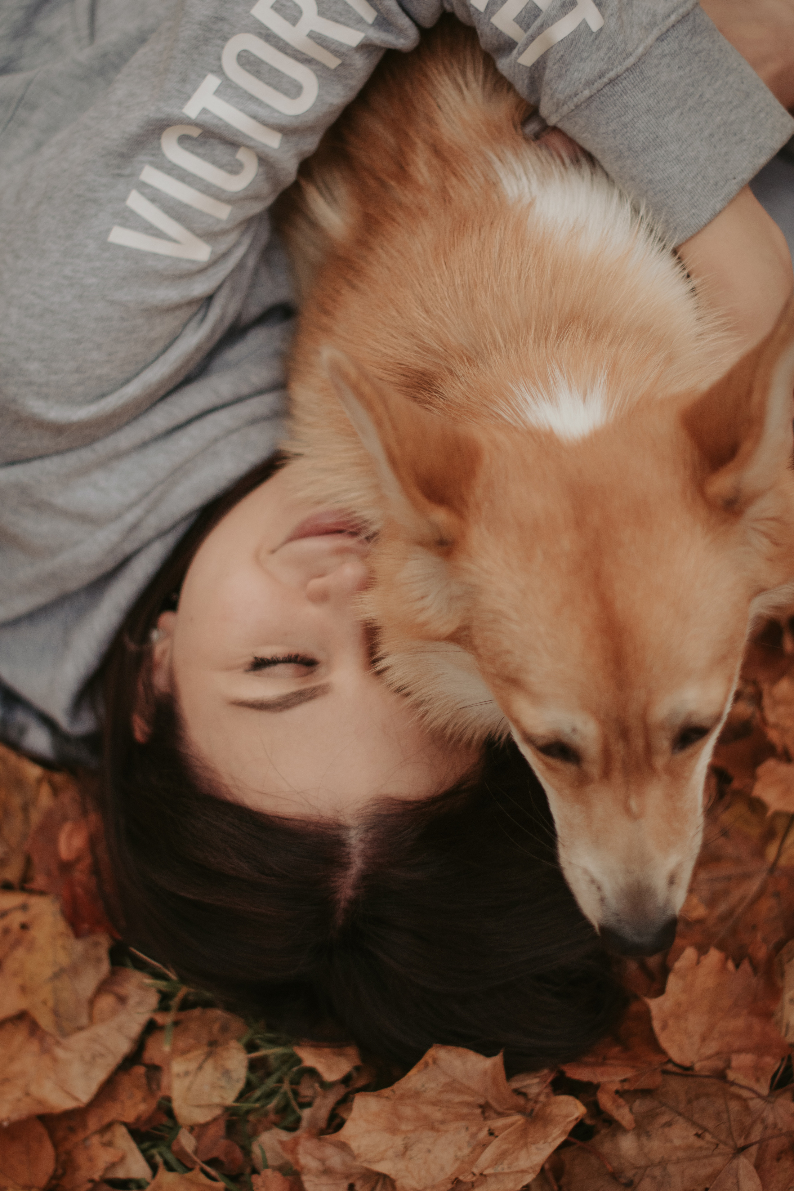 Марина и Мася, Новодевичий сквер. Свадебный фотограф в Москве Анна Полушина