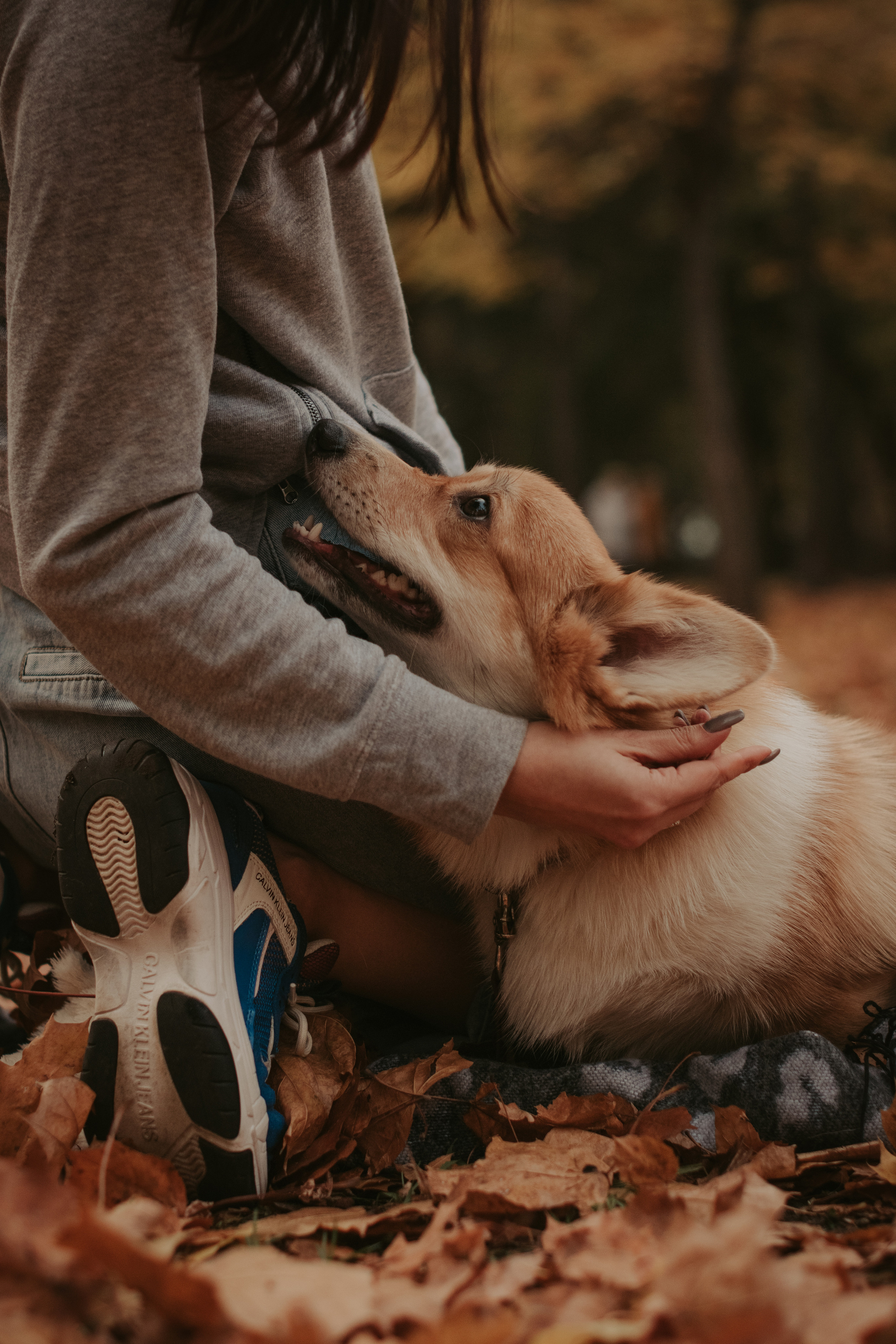 Марина и Мася, Новодевичий сквер. Свадебный фотограф в Москве Анна Полушина