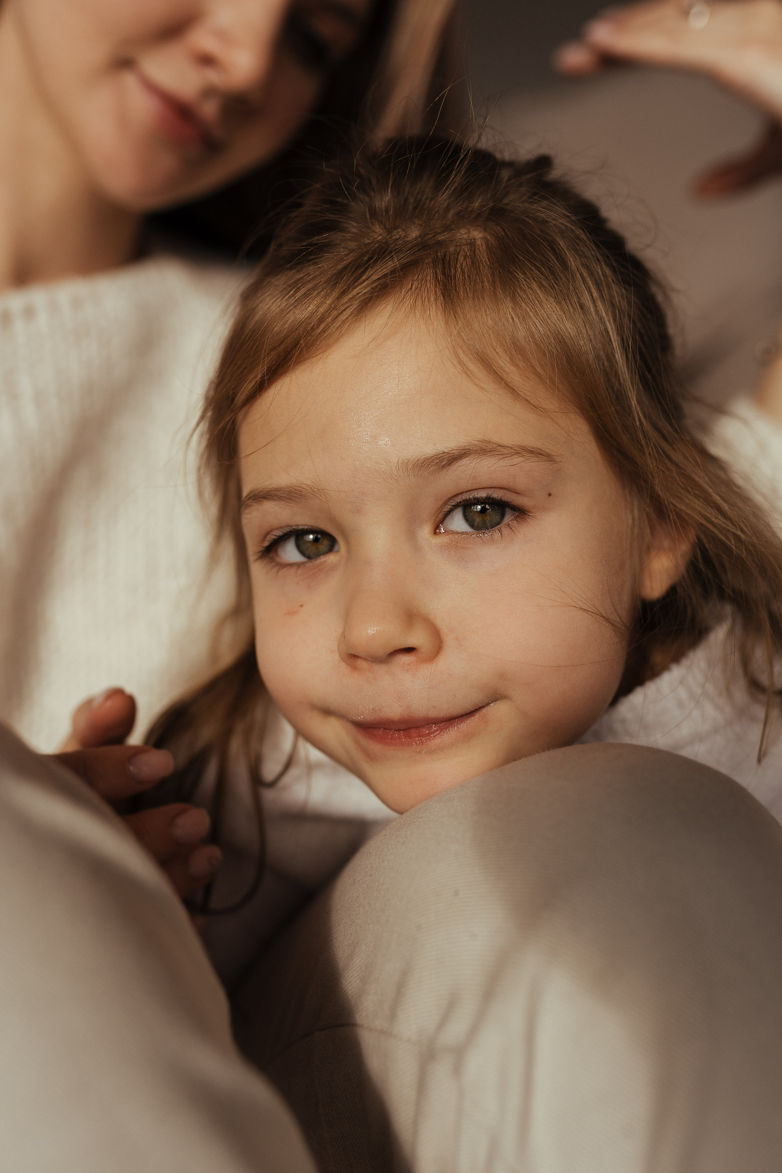 Семейная фотосессия в студии в Москве, семейный фотограф Анна Полушина. Свадебный фотограф в Москве Анна Полушина
