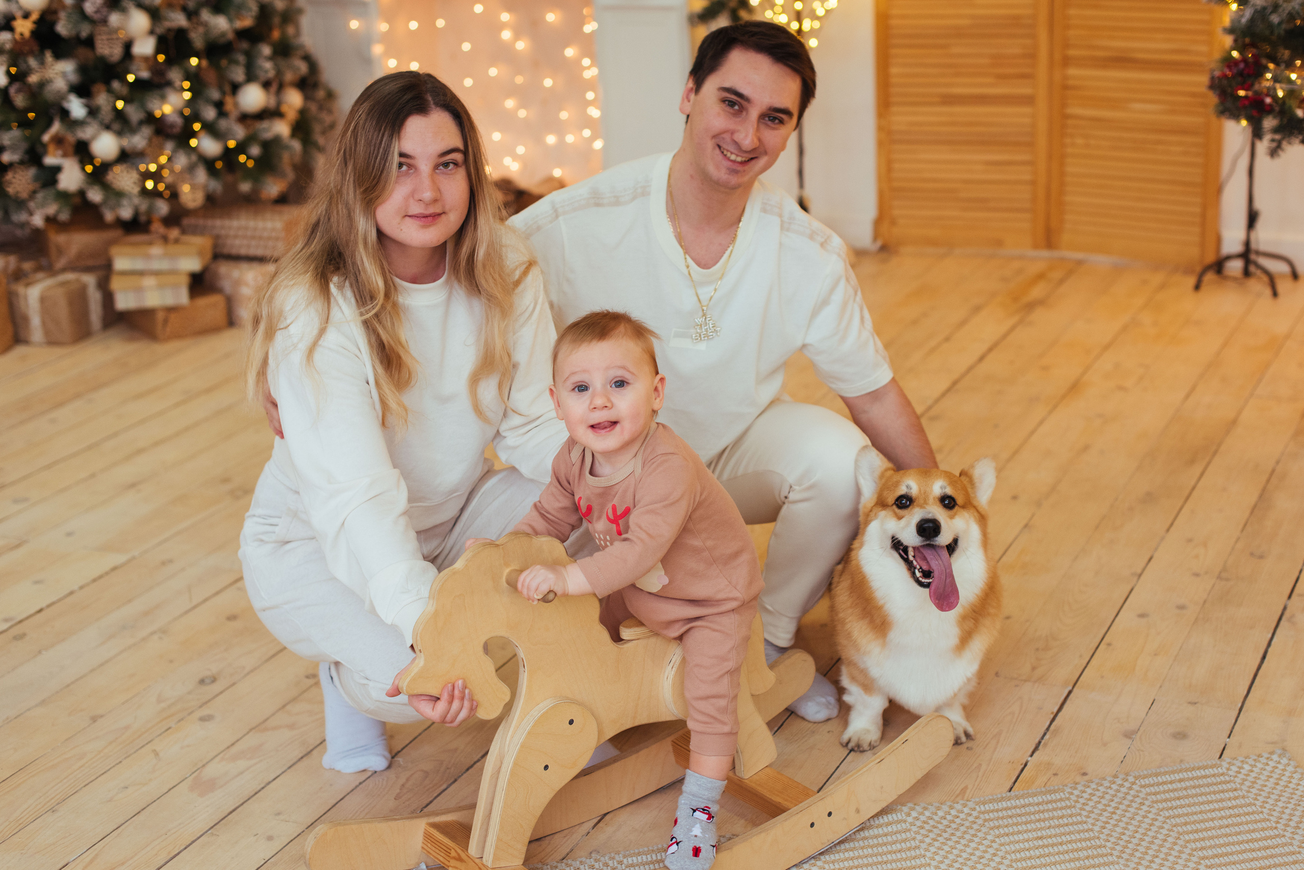 Юлия, Артем, Даня и коржик Дэни. Свадебный фотограф в Москве Анна Полушина