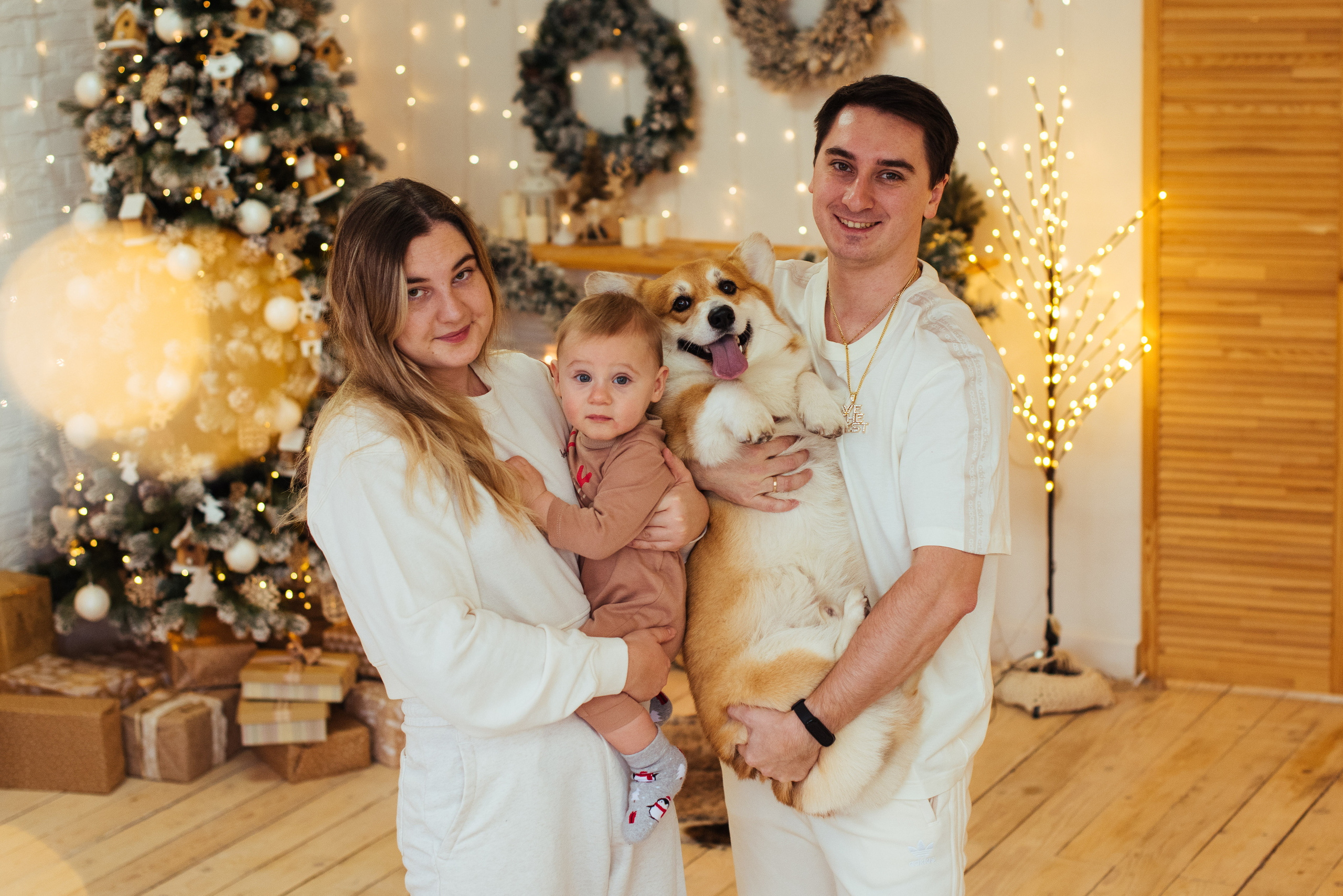 Юлия, Артем, Даня и коржик Дэни. Свадебный фотограф в Москве Анна Полушина