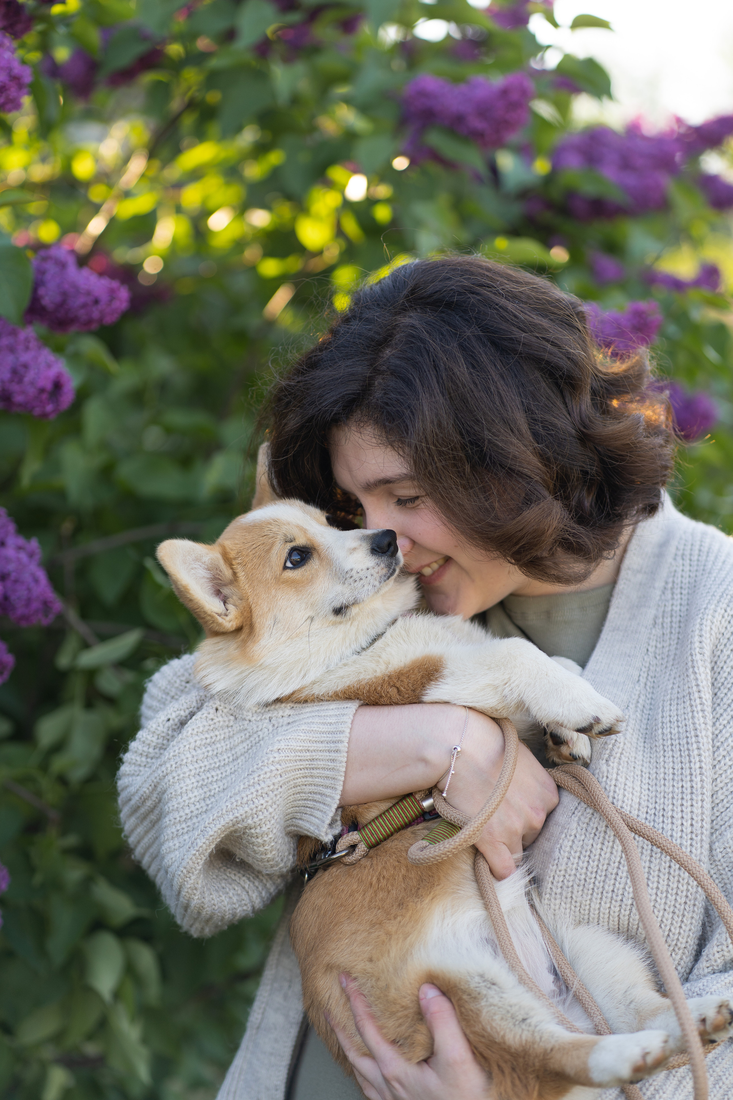 Полина и Стеша, Сиреневый сад. Свадебный фотограф в Москве Анна Полушина