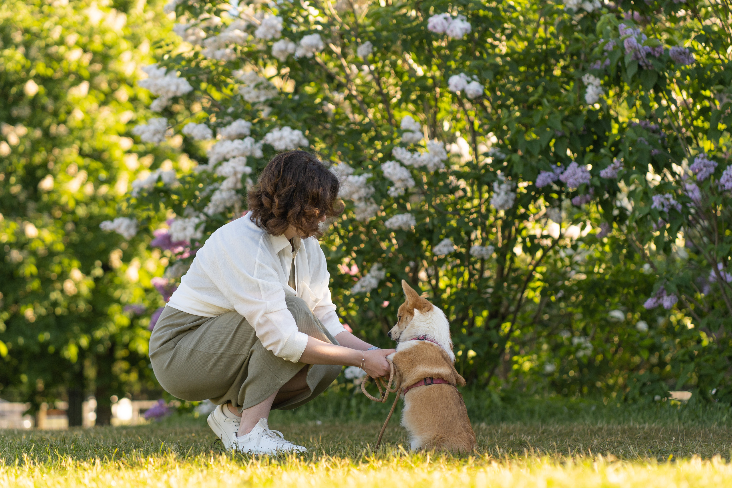 Полина и Стеша, Сиреневый сад. Свадебный фотограф в Москве Анна Полушина