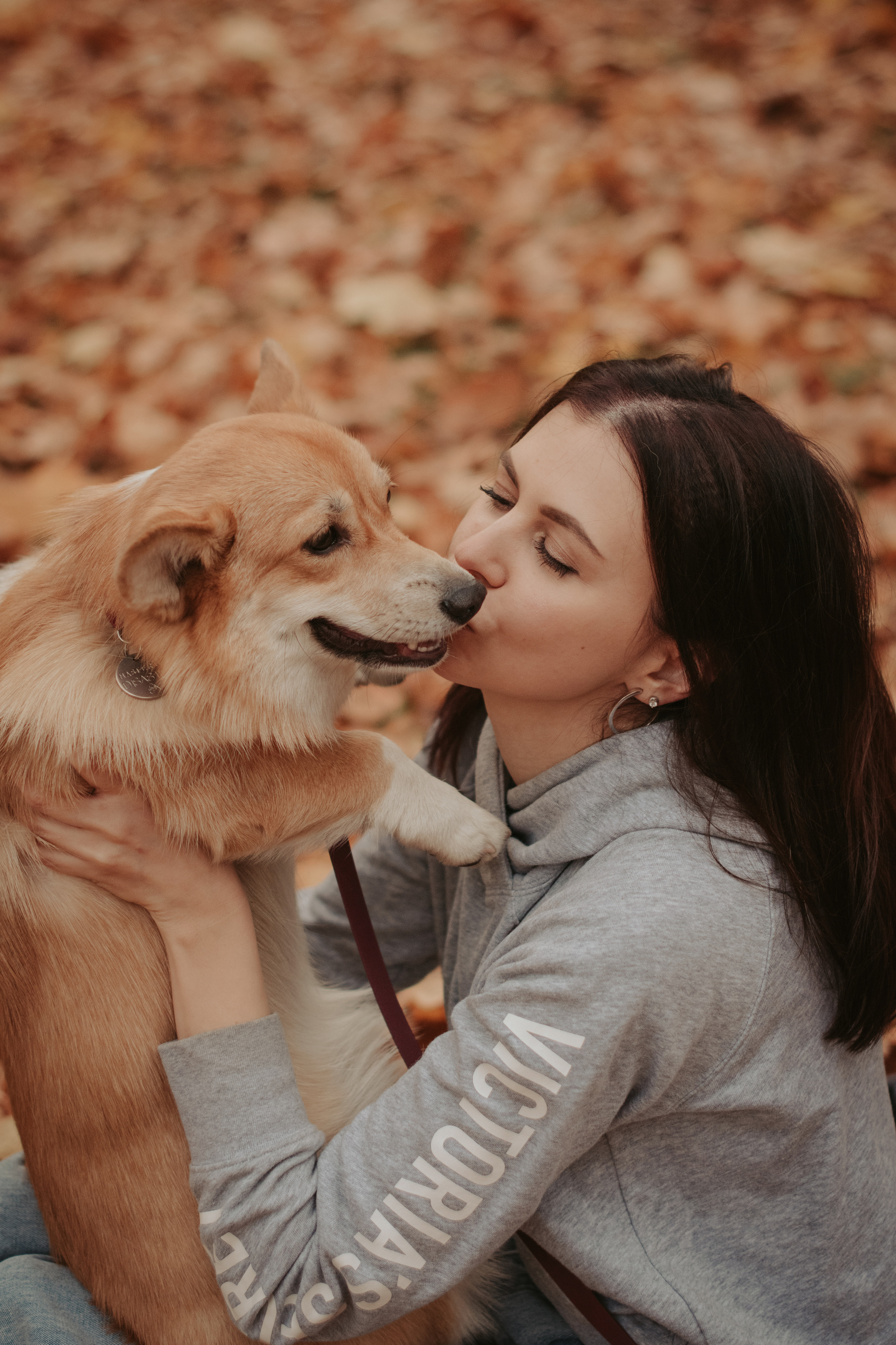 Марина и Мася, Новодевичий сквер. Свадебный фотограф в Москве Анна Полушина