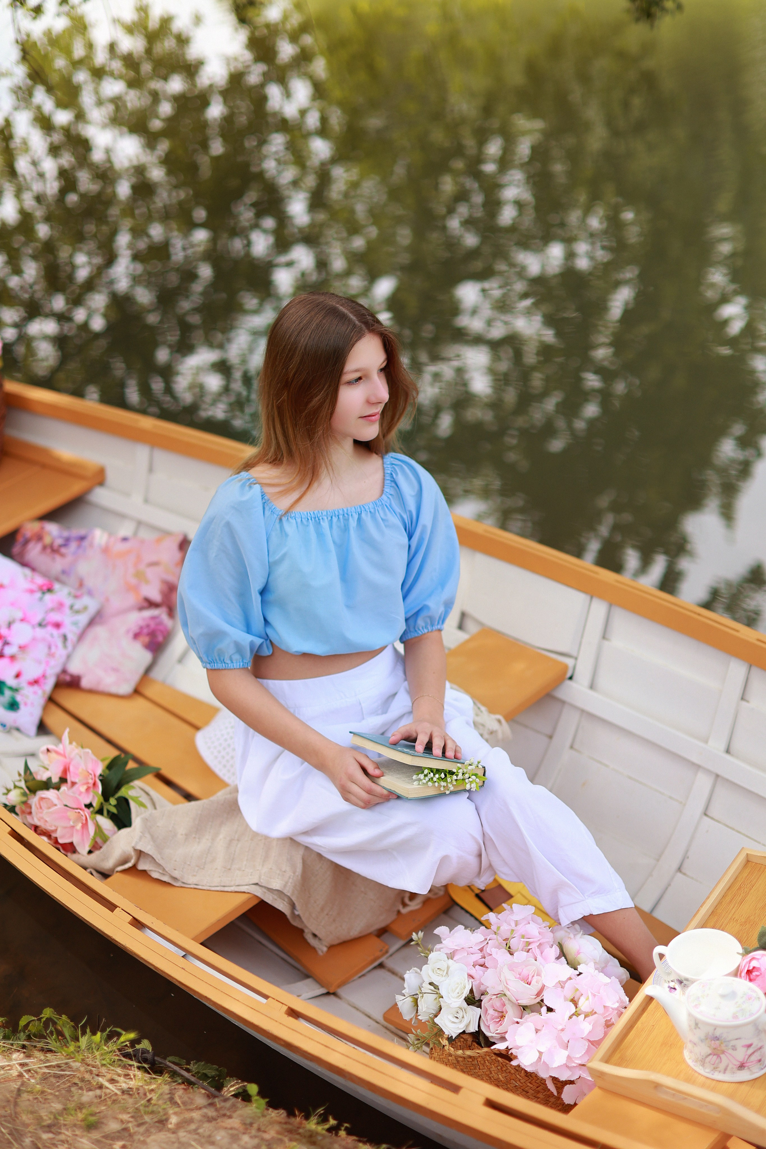 Цветочная лодочка. Детский семейный фотограф Краснодар