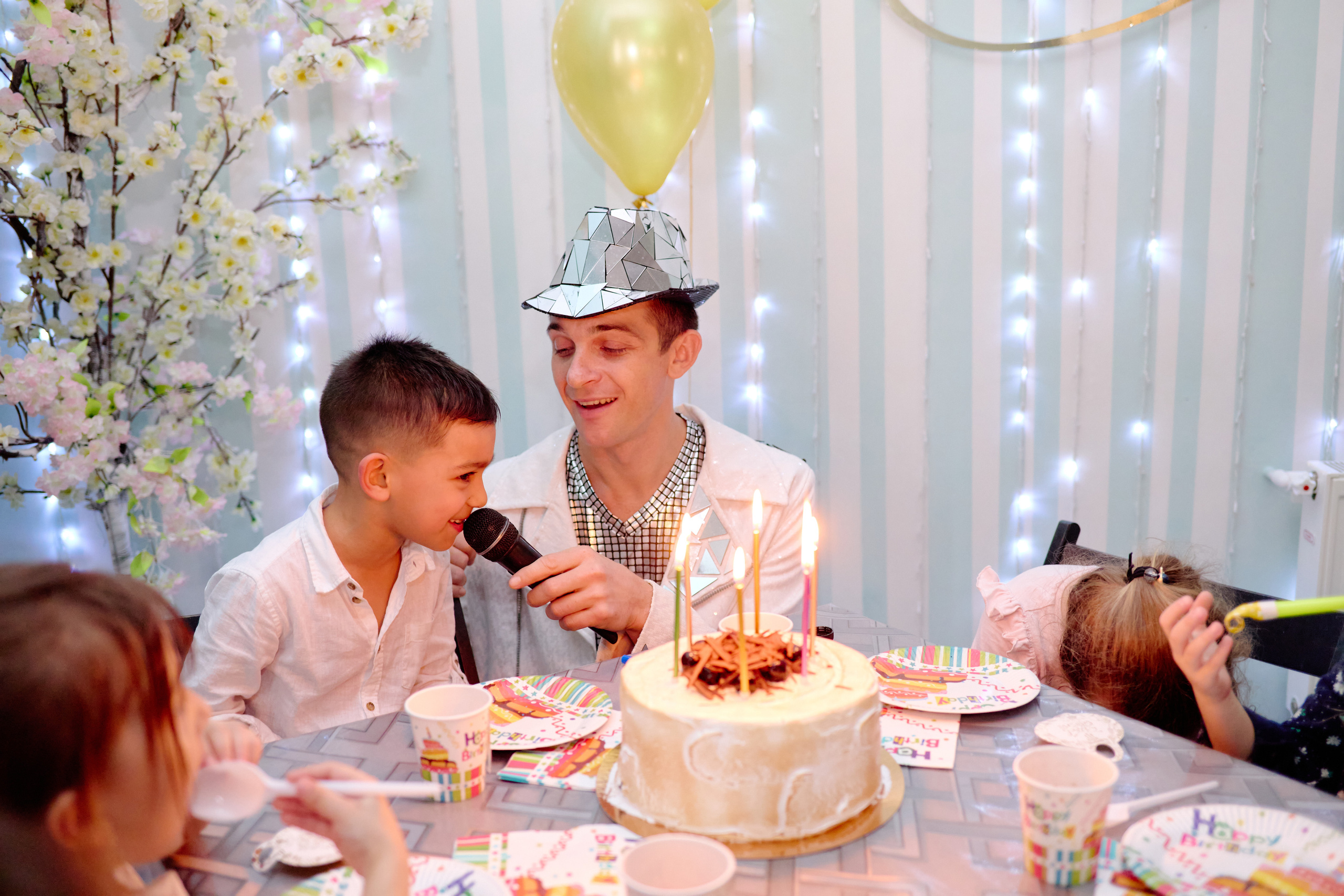 Детская репортажная сьемка. Фотограф Выпускные альбомы Таганрог Сергей Коробченко