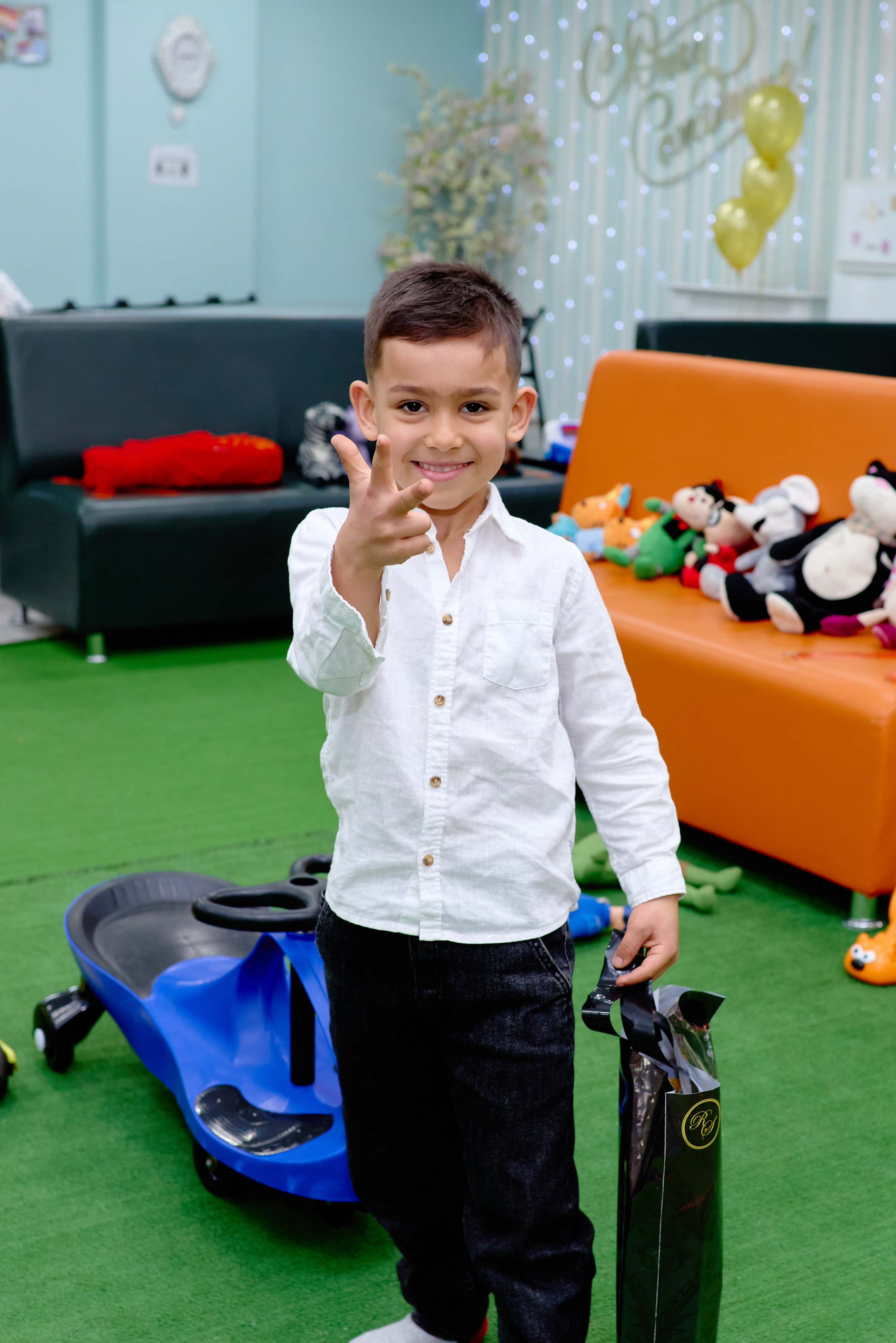 Детская репортажная сьемка. Фотограф Выпускные альбомы Таганрог Сергей Коробченко