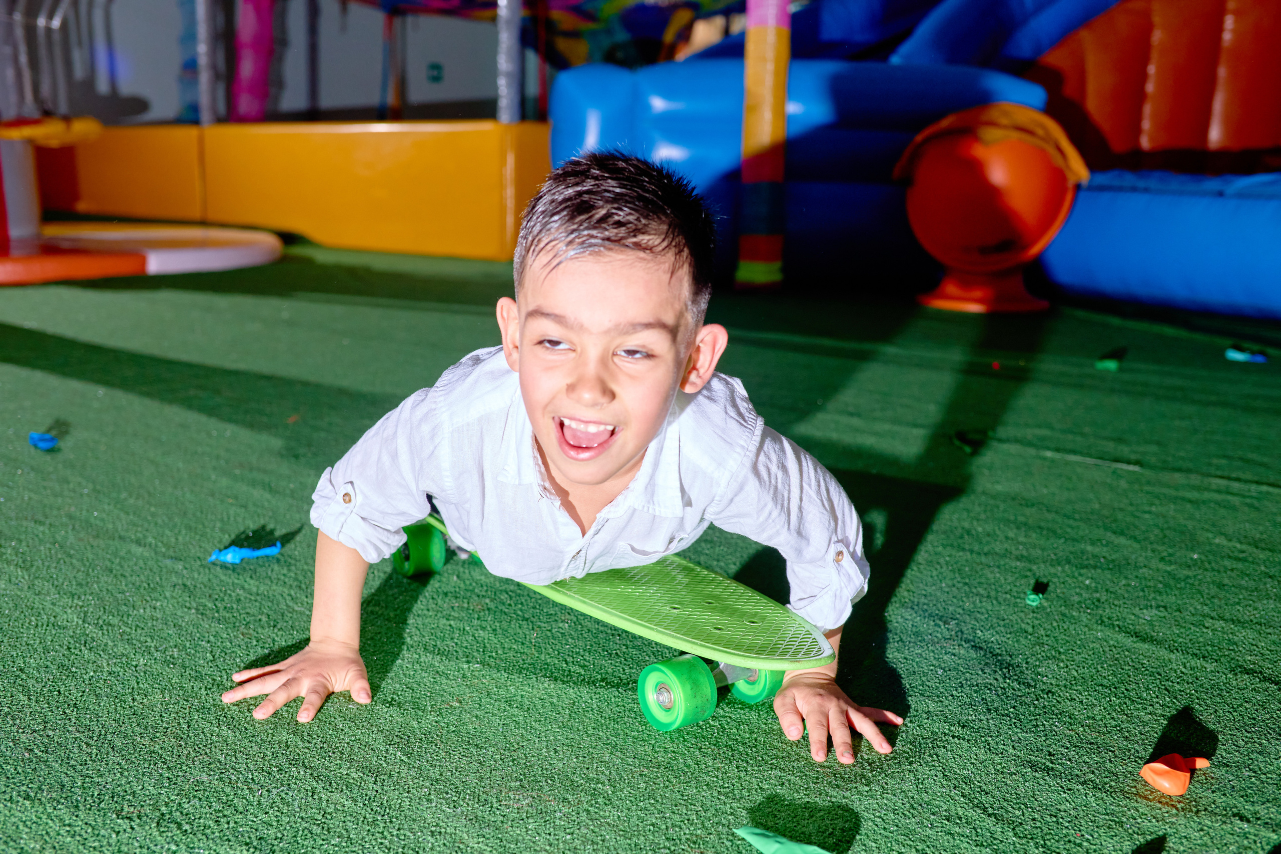 Детская репортажная сьемка. Фотограф Выпускные альбомы Таганрог Сергей Коробченко