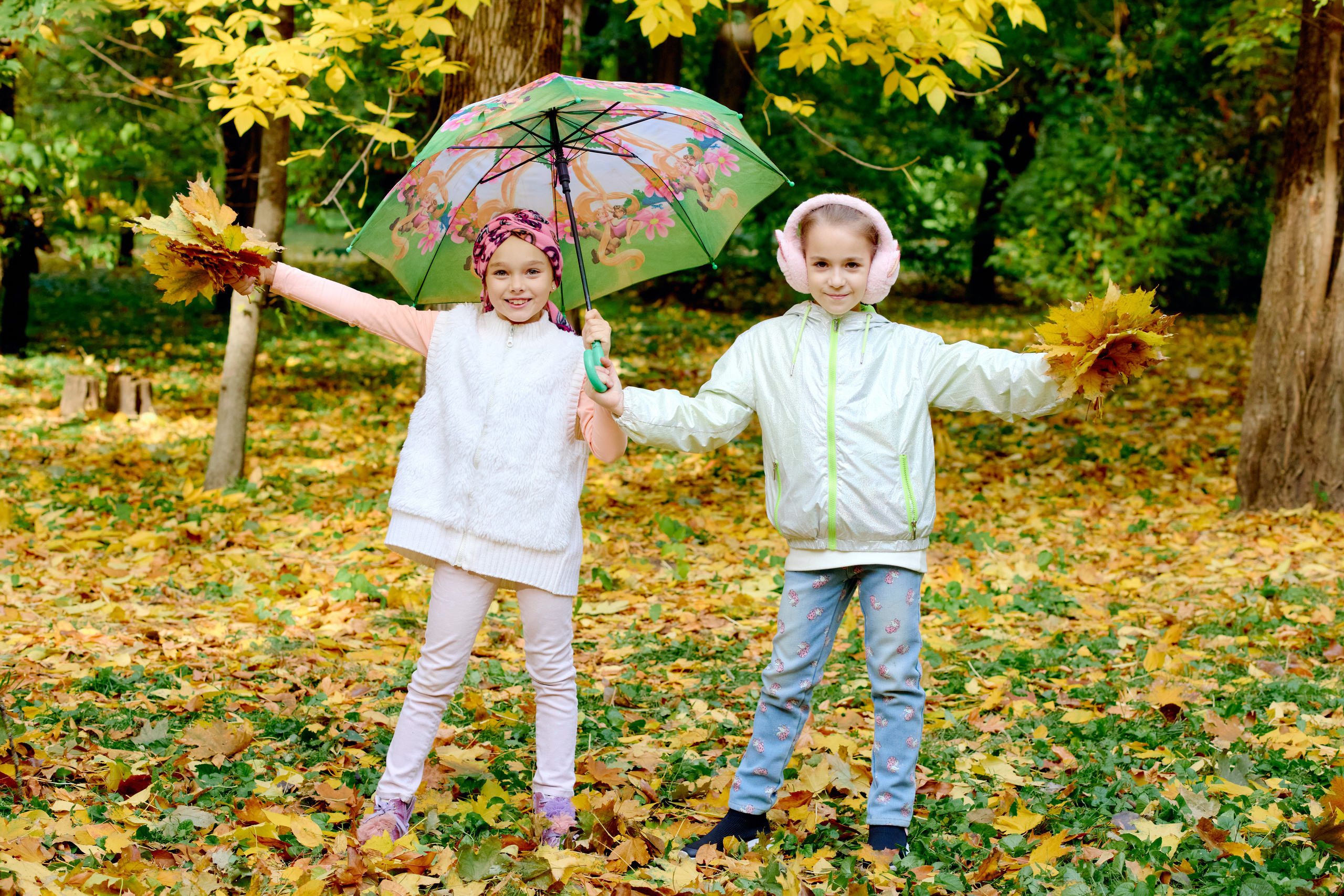 Сьемка на выпускнык альбомы на улице таганрог. Фотограф Выпускные альбомы Таганрог Сергей Коробченко