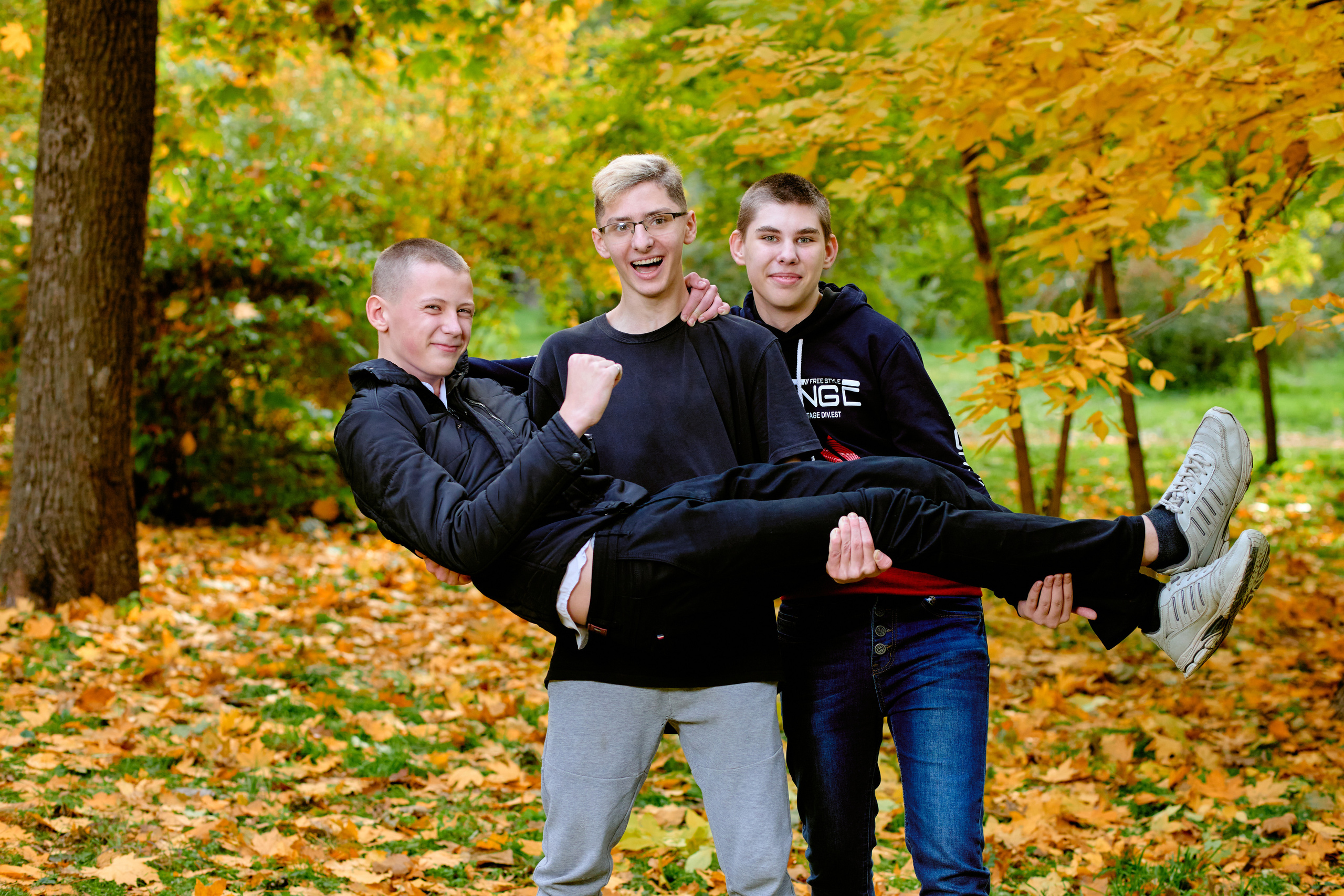 Сьемки старших классов в Таганроге. Фотограф Выпускные альбомы Таганрог Сергей Коробченко