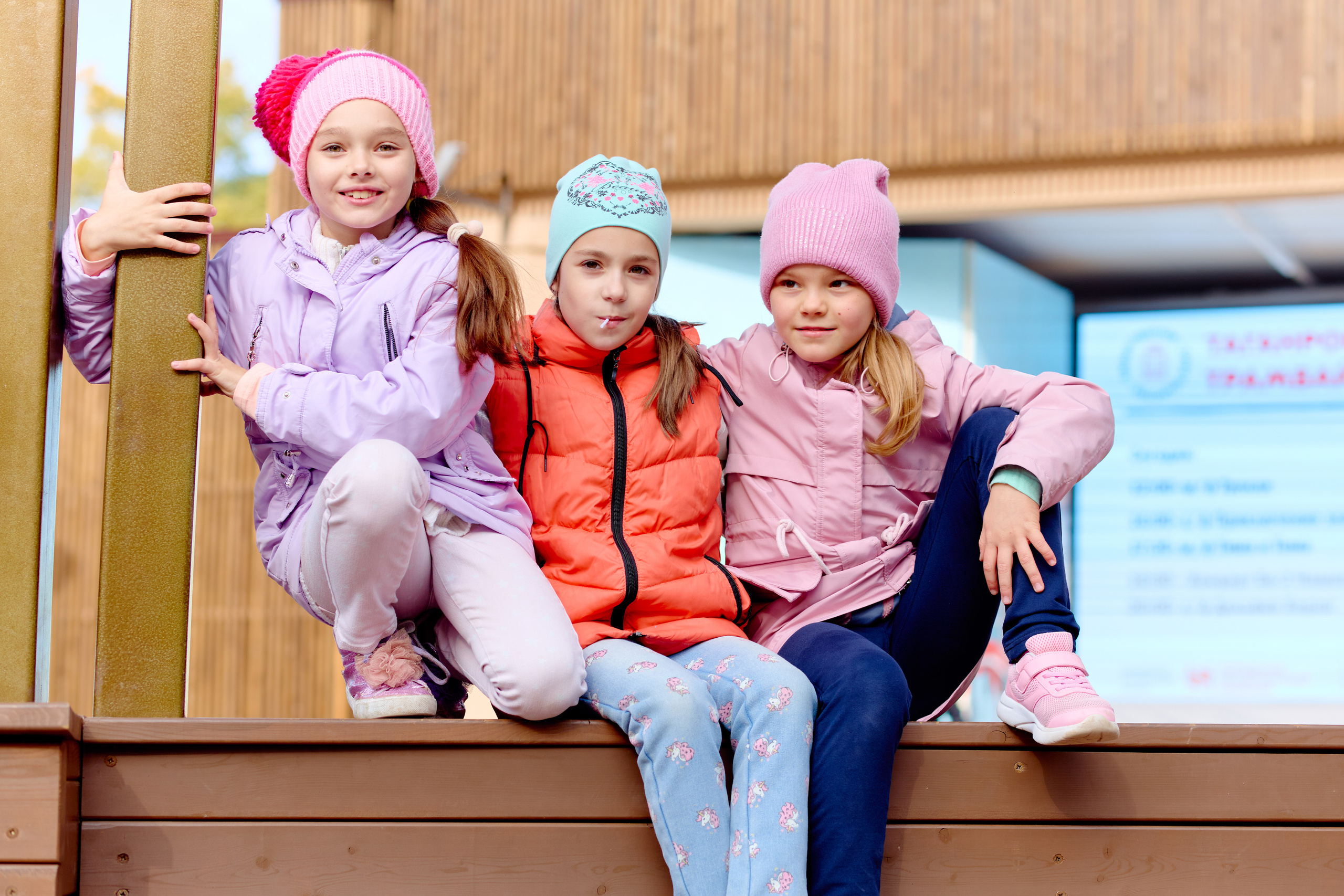 Сьемка на выпускнык альбомы на улице таганрог. Фотограф Выпускные альбомы Таганрог Сергей Коробченко