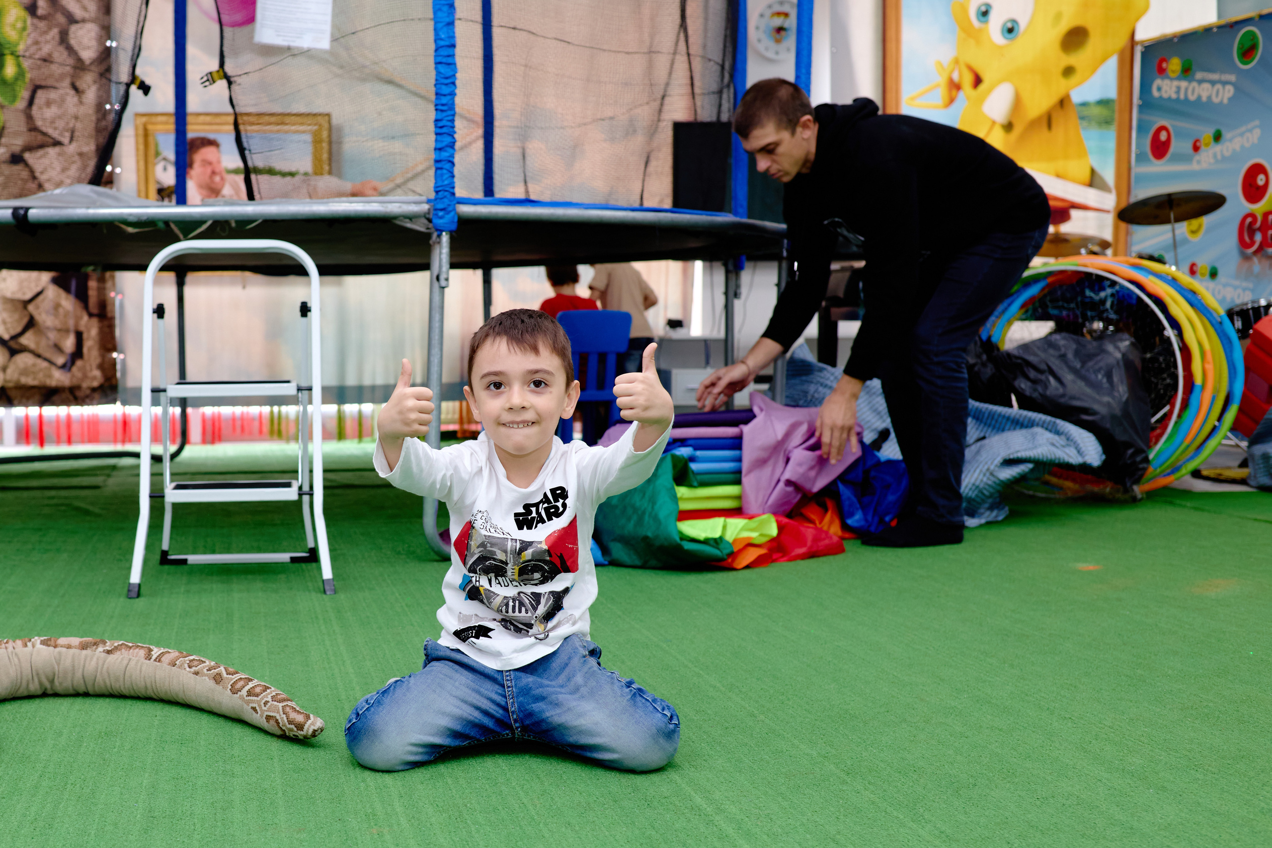 Детская репортажная сьемка. Фотограф Выпускные альбомы Таганрог Сергей Коробченко