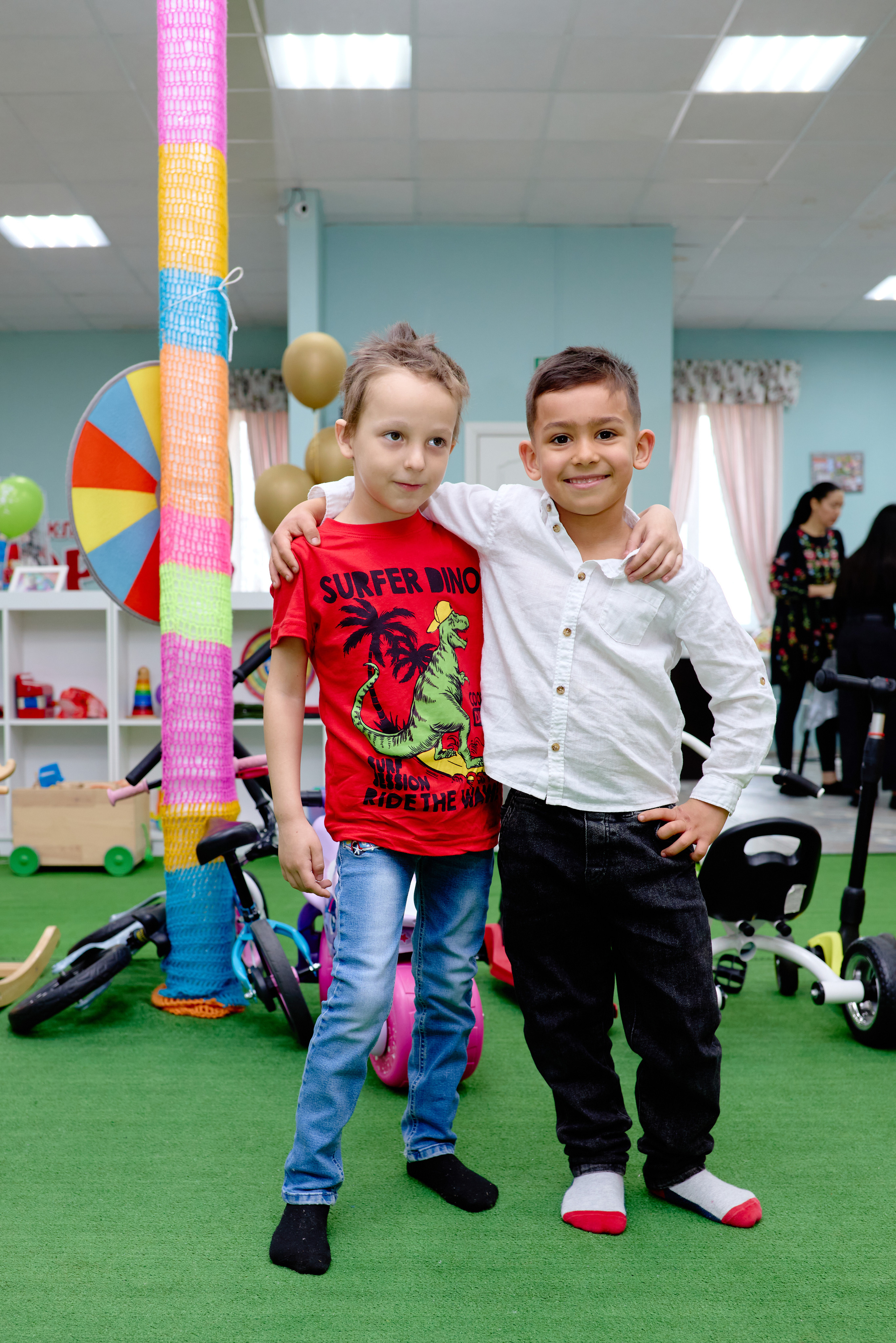 Детская репортажная сьемка. Фотограф Выпускные альбомы Таганрог Сергей Коробченко