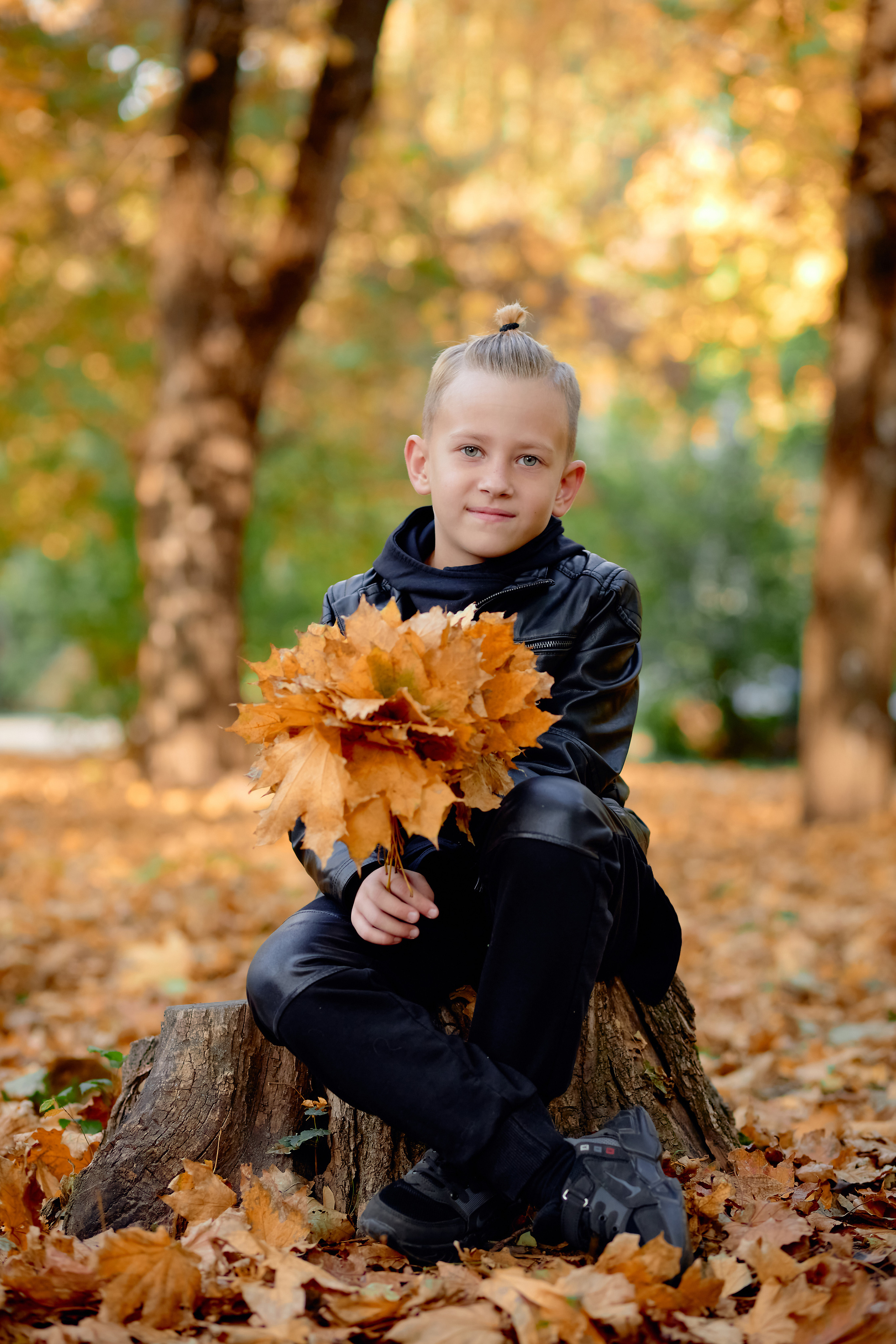 Сьемка на выпускнык альбомы на улице таганрог. Фотограф Выпускные альбомы Таганрог Сергей Коробченко