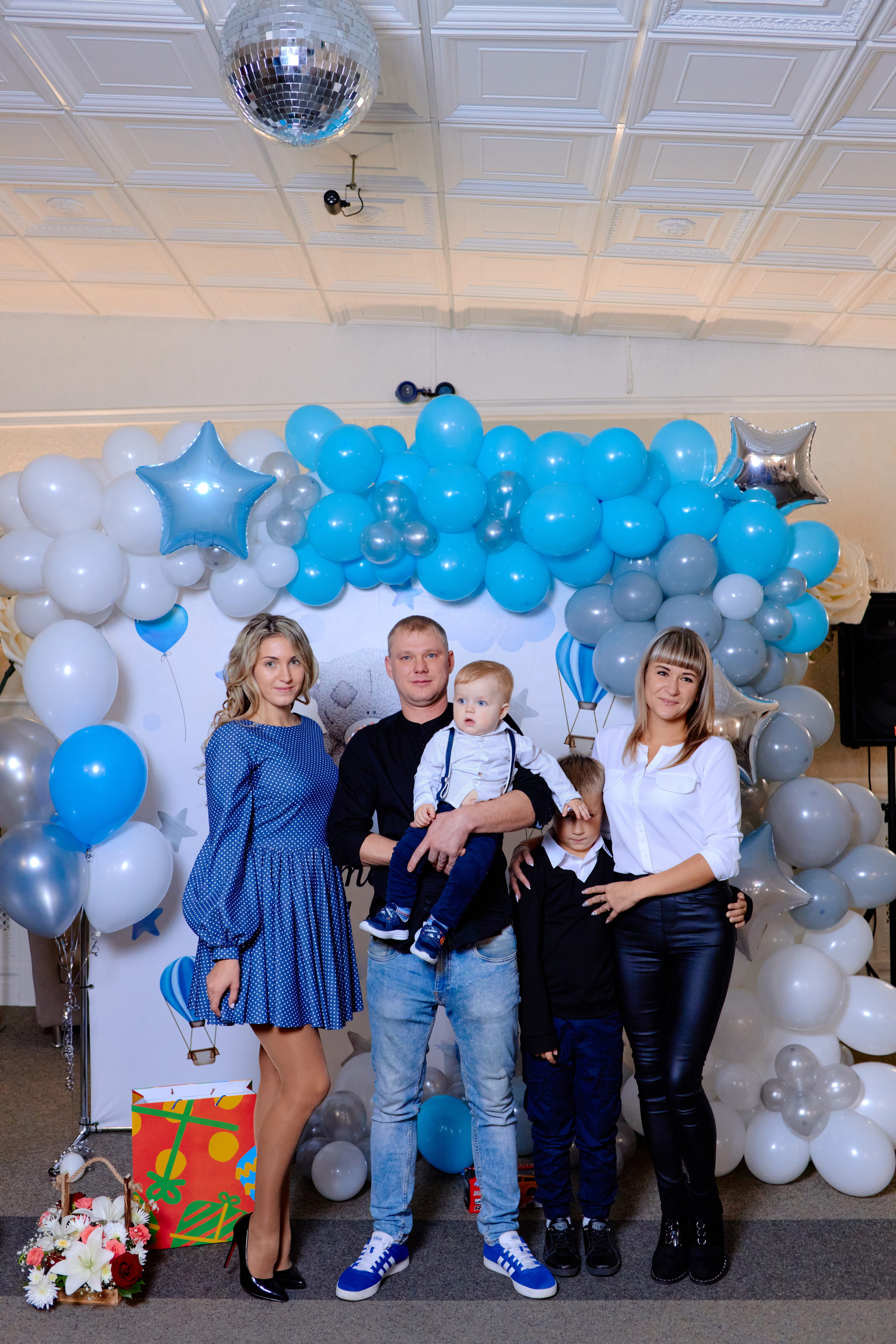 Юбилей 2. Фотограф Выпускные альбомы Таганрог Сергей Коробченко