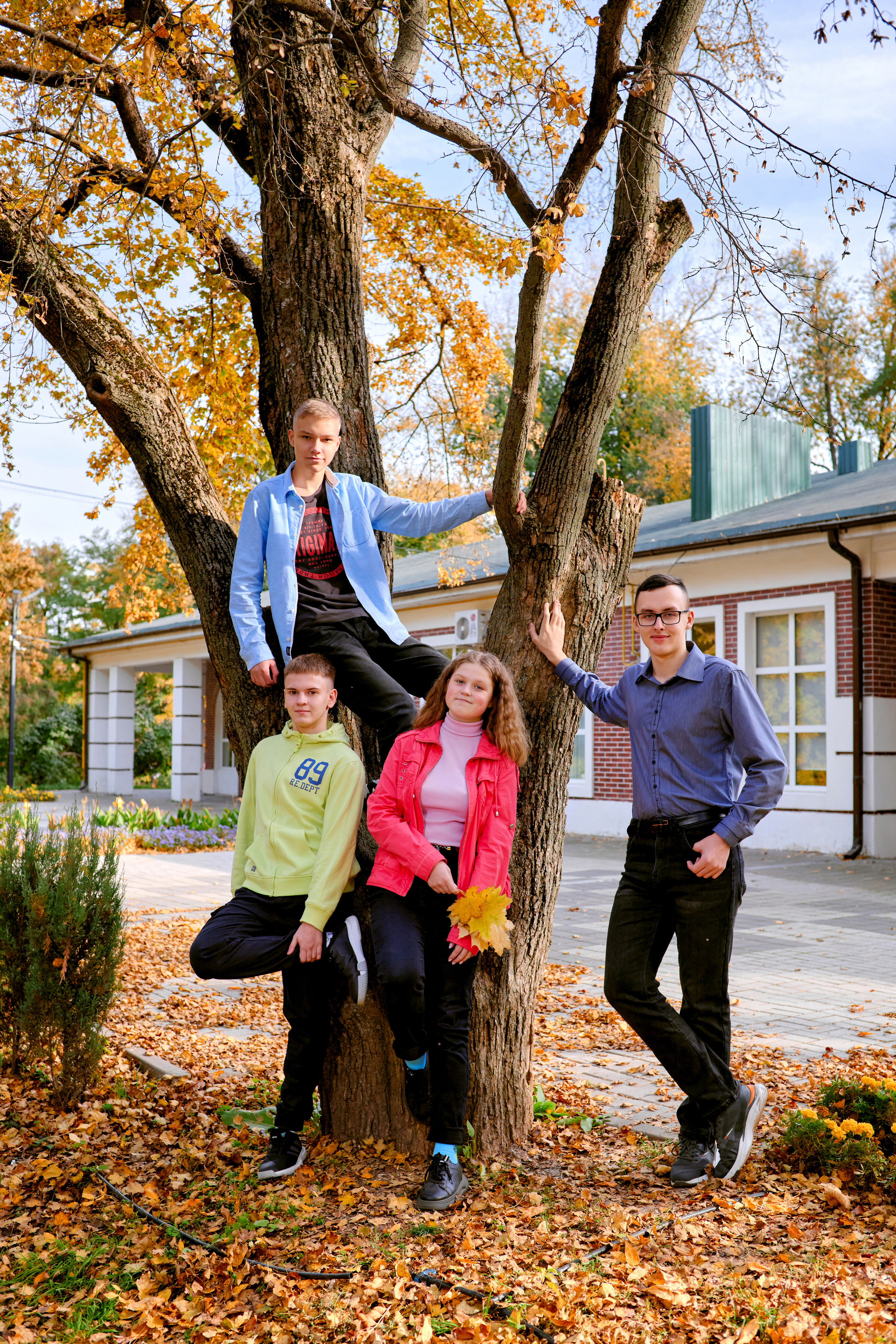 Сьемки старших классов в Таганроге. Фотограф Выпускные альбомы Таганрог Сергей Коробченко
