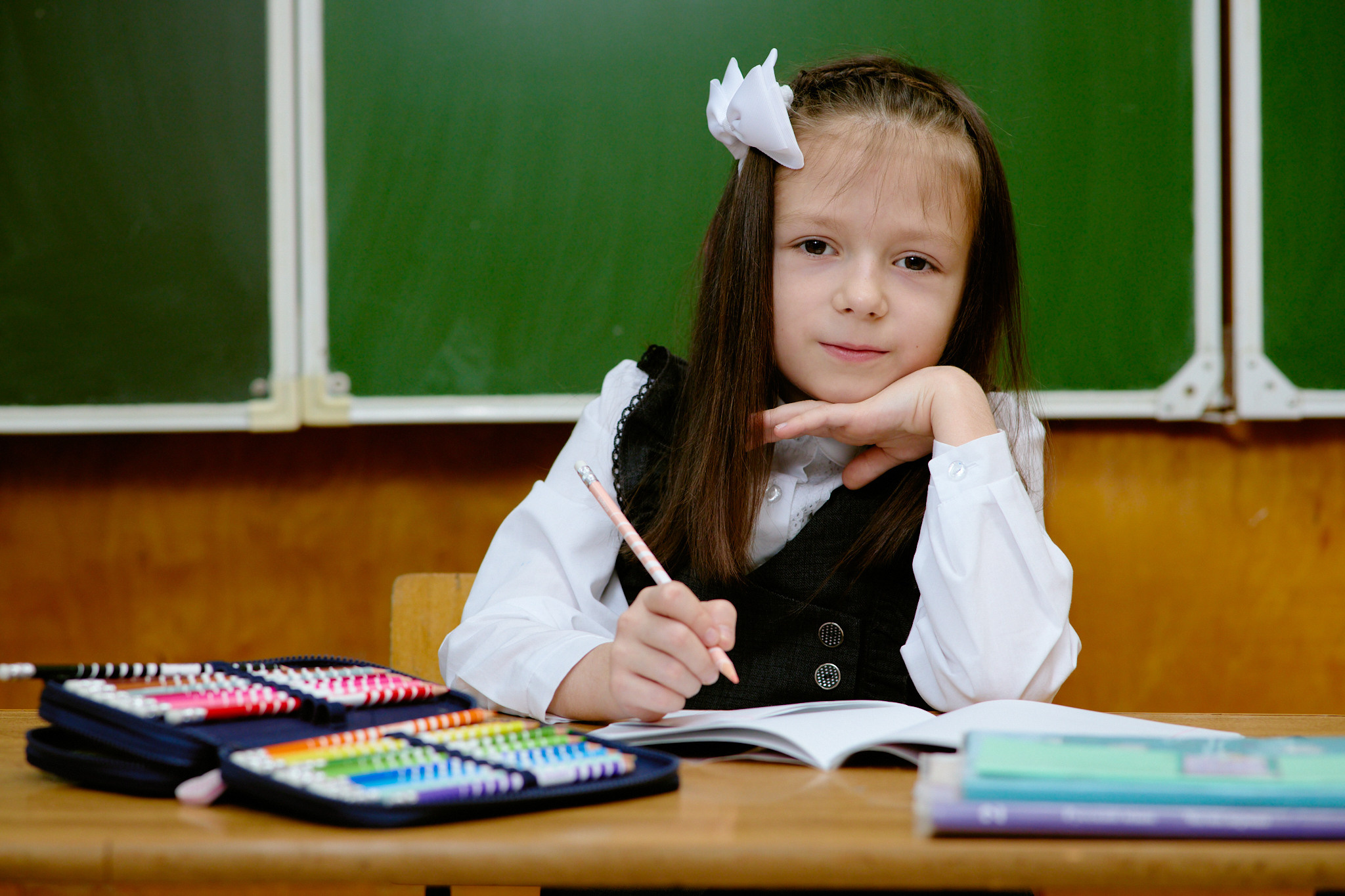 Сьемка в школе таганрог. Фотограф Выпускные альбомы Таганрог Сергей Коробченко