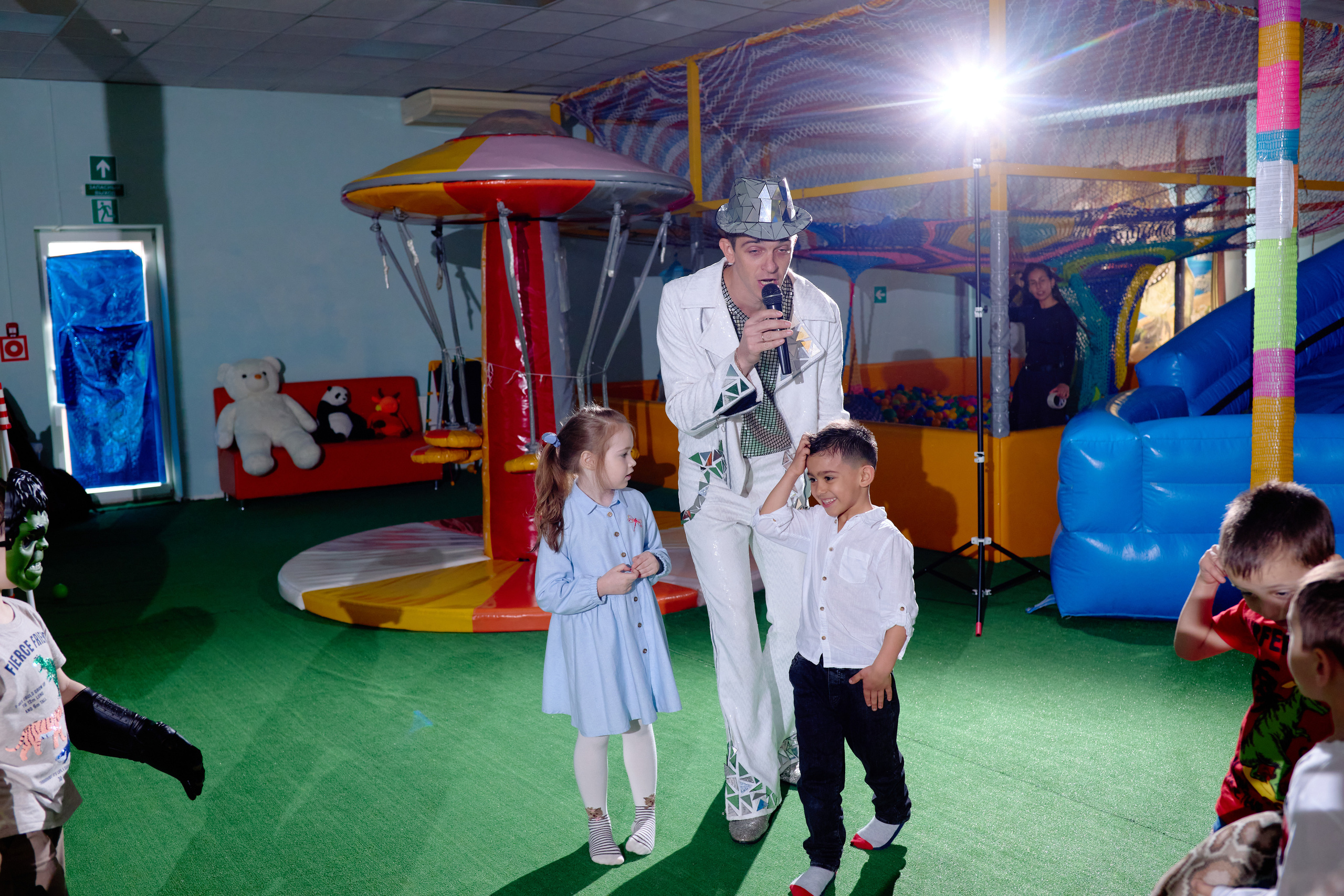 Детская репортажная сьемка. Фотограф Выпускные альбомы Таганрог Сергей Коробченко