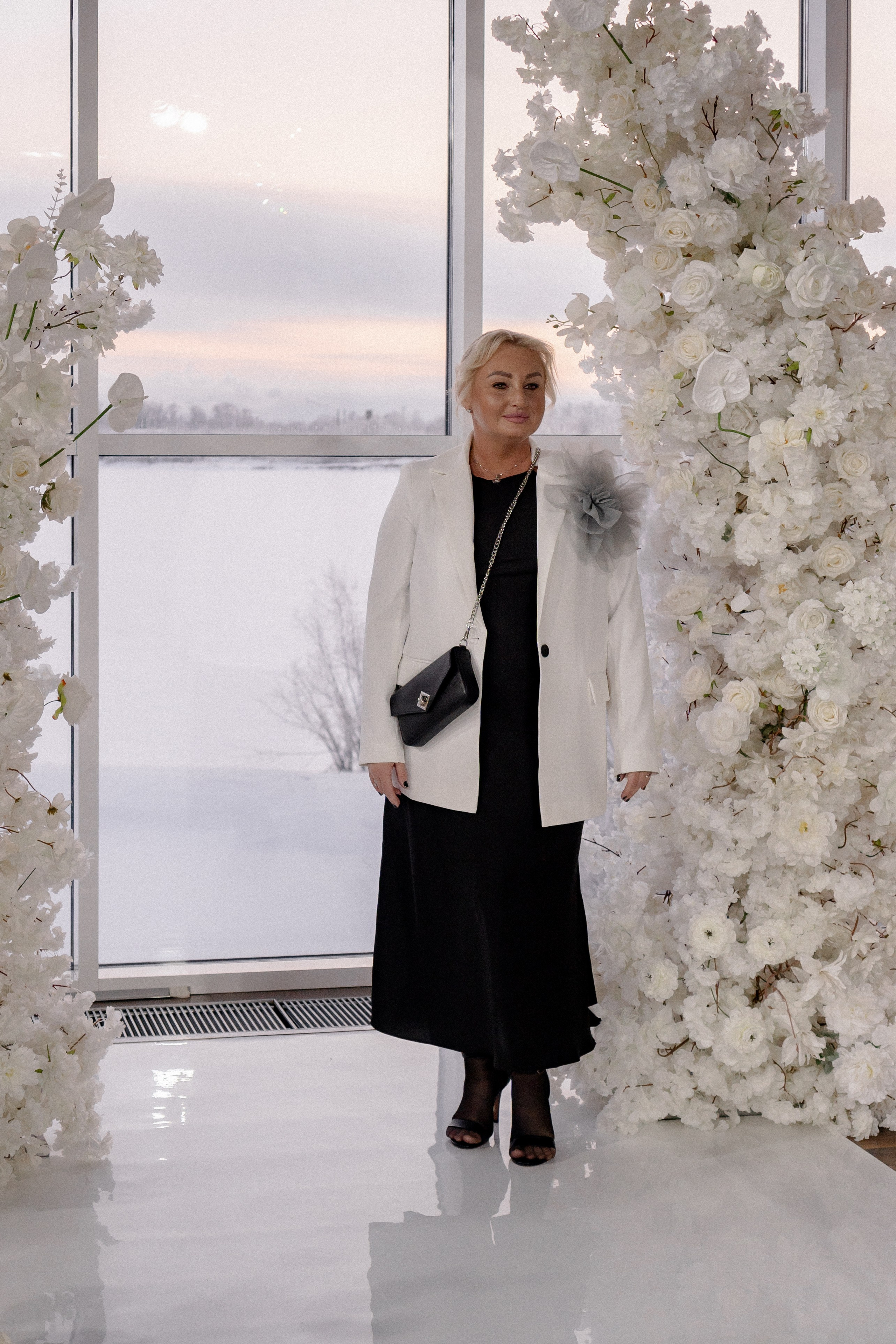 СВАДЕБНАЯ СЬЕМКА СБОРОВ В ОТЕЛЕ И ВЫЕЗД НА ЦЕРЕМОНИЮ (СНЯТО В СИБИРЕ В НИЖНЕВАРТОВСКЕ). Профессиональный фотограф, Санкт-Петербург — Виктория Богомолова