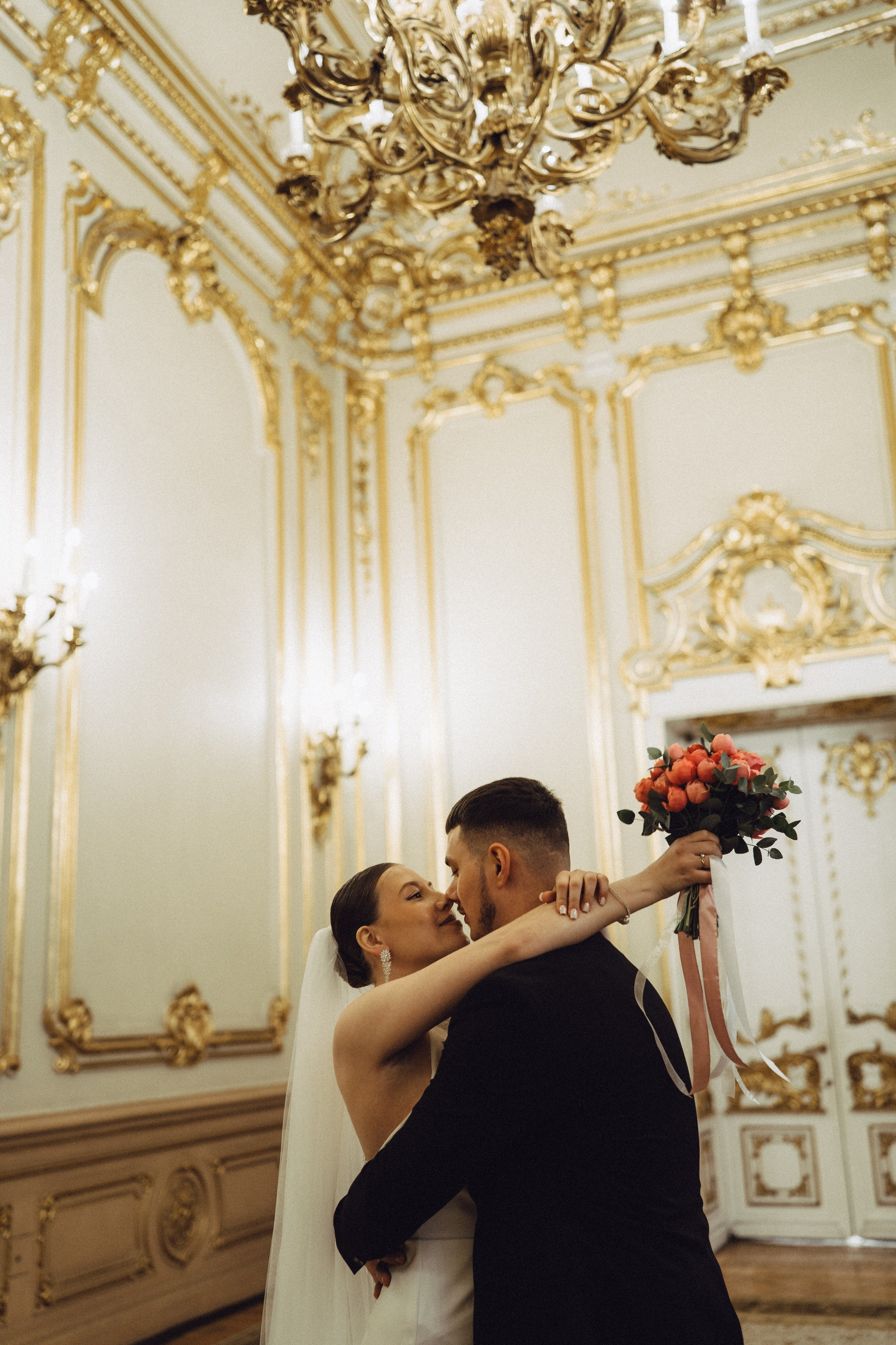 СВАДЕБНАЯ СЬЕМКА В ПЕВОМ ДВОРЦЕ БРАКОСОЧЕТАНИЯ. Профессиональный фотограф, Санкт-Петербург — Виктория Богомолова