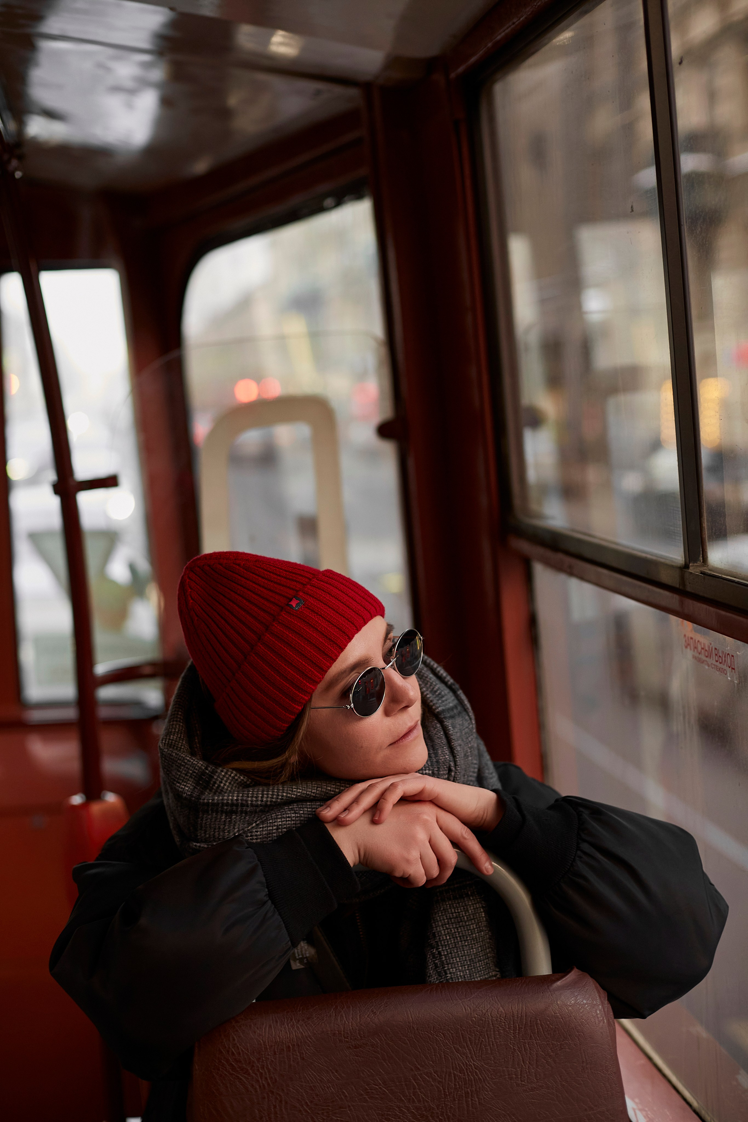 Наташа — графический дизайнер, художник. Анастасия Зобнинá — фотограф в Санкт-Петербурге/СПб