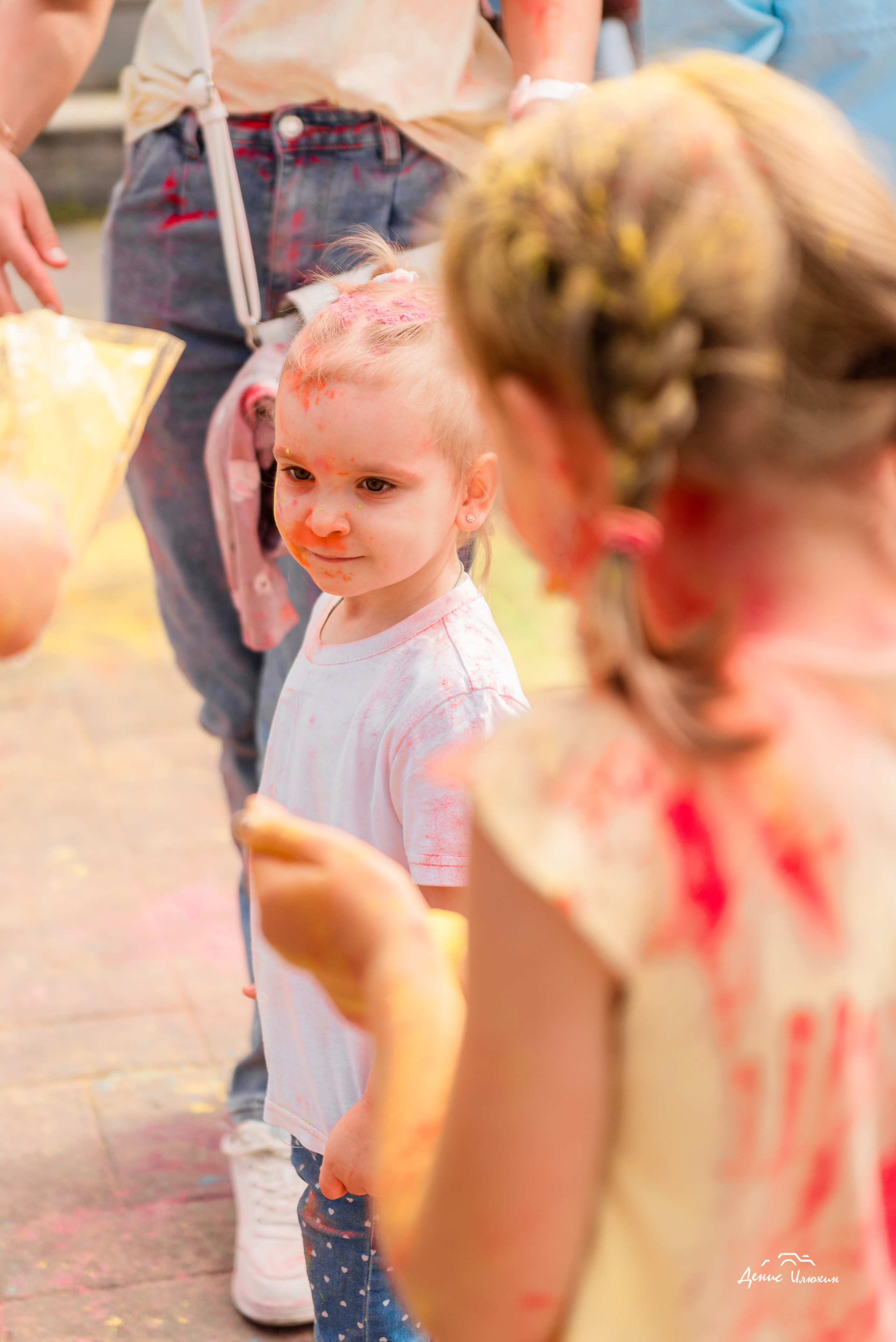 Краски Холи в Комсомольском Парке 2023. Детский фотограф, семейный фотограф и репортажи в Кемерово