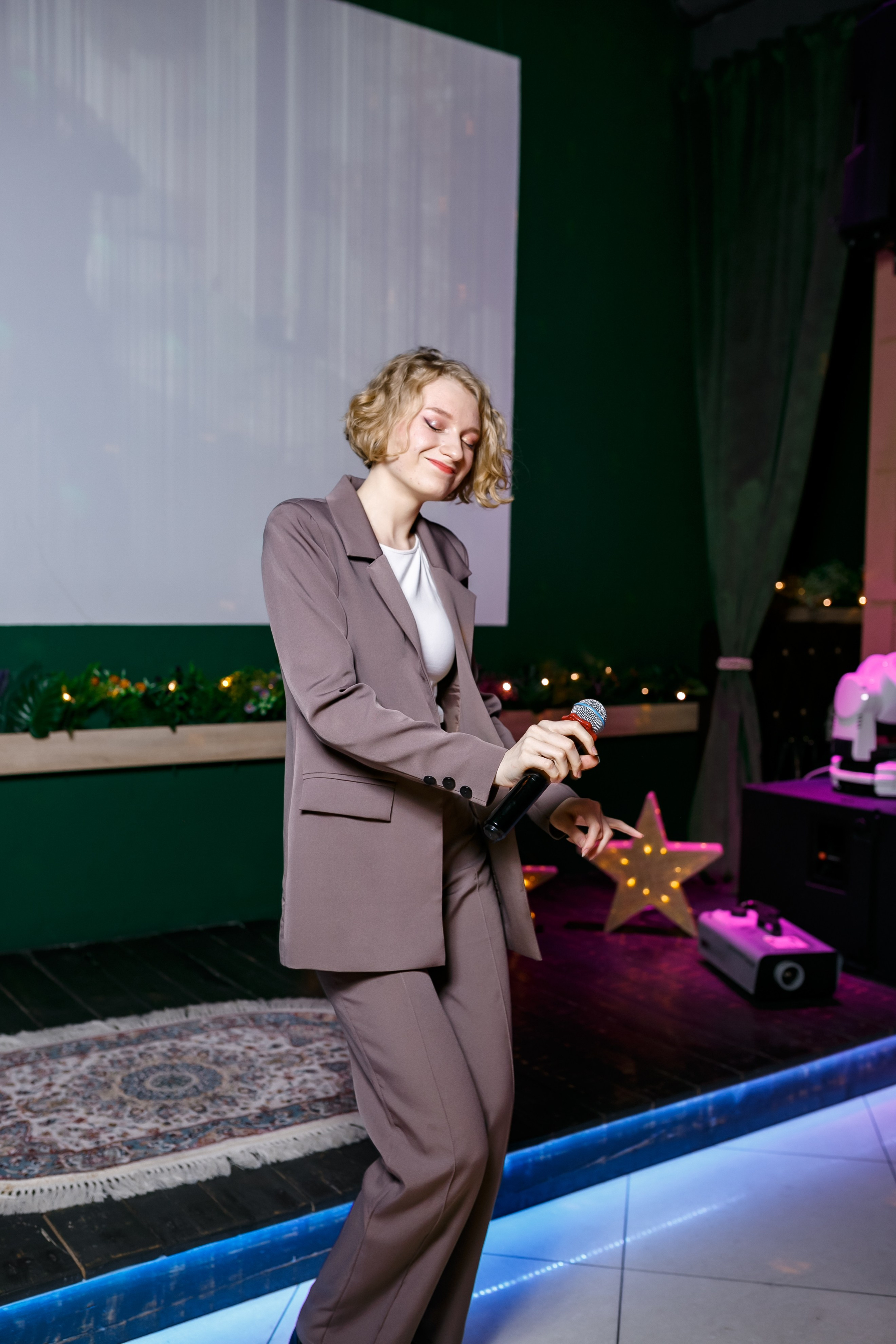 Караоке бар Bravo. Фотограф в Воронеже Иван Самодуров