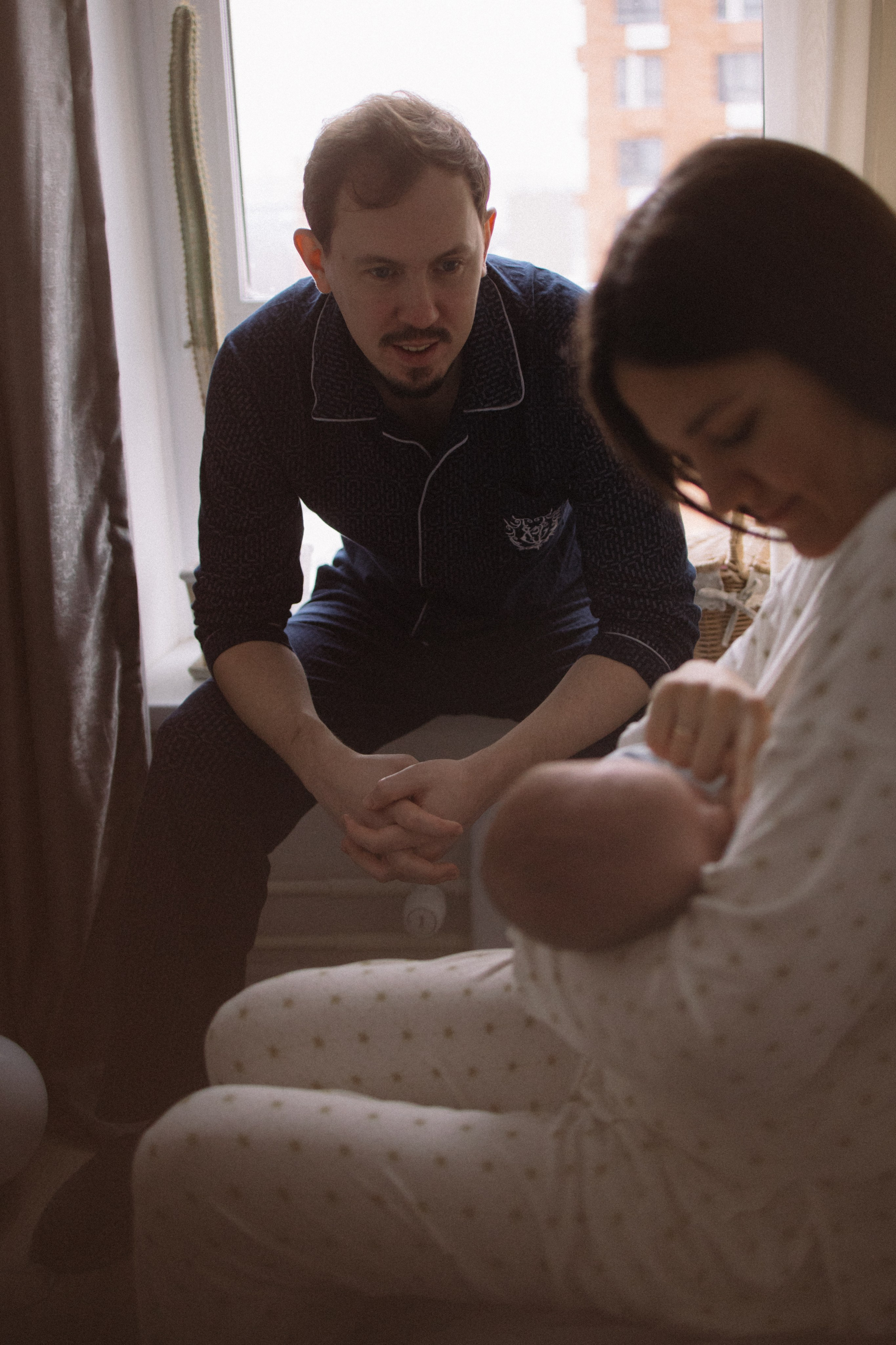 Семейная домашняя фотосессия новорожденного. Семейный фотограф в Москве и Люберцах Юлия Гуськова