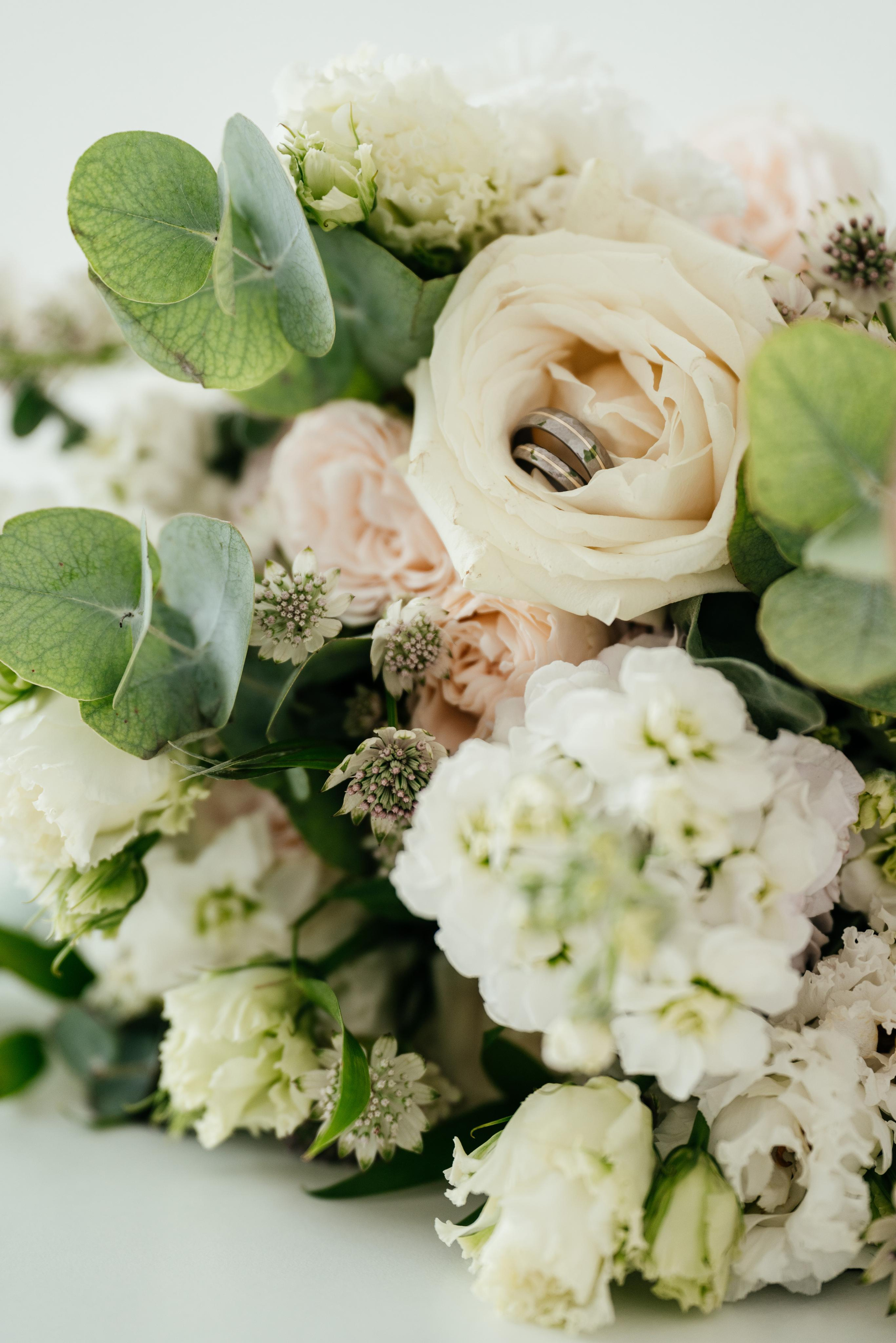 A | V. Свадебный и семейный фотограф в Новосибирске Светлана Варутина