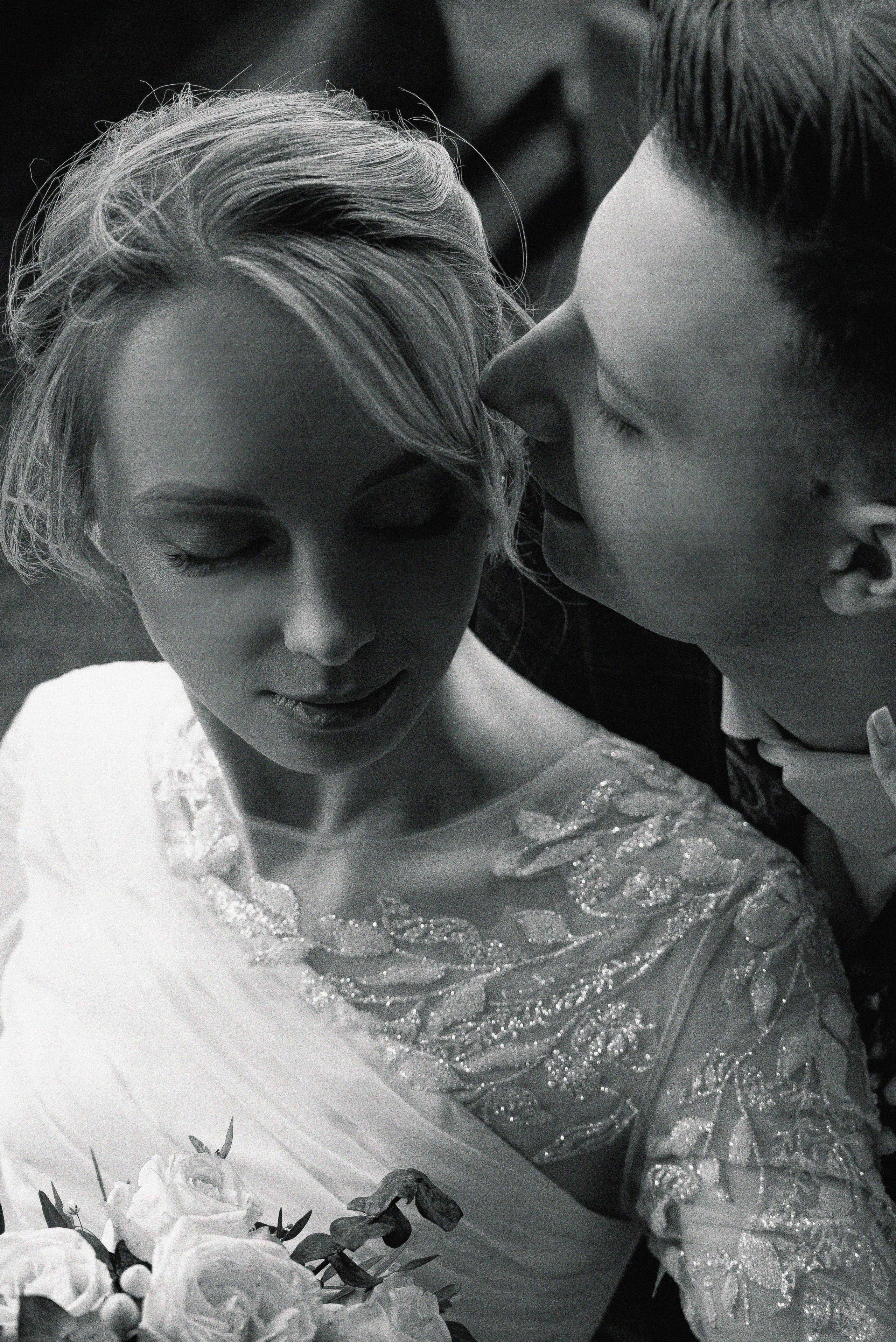 Артем и Галя. Тамара Власова