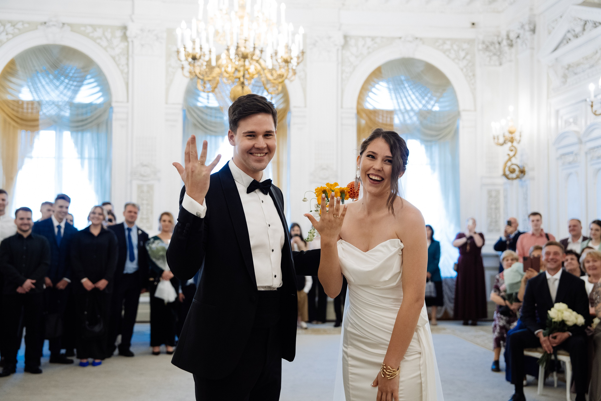 Оранжевая свадьба в гребешках. Свадебный фотограф организатор в Санкт-Петербурге Ассоль Опарина