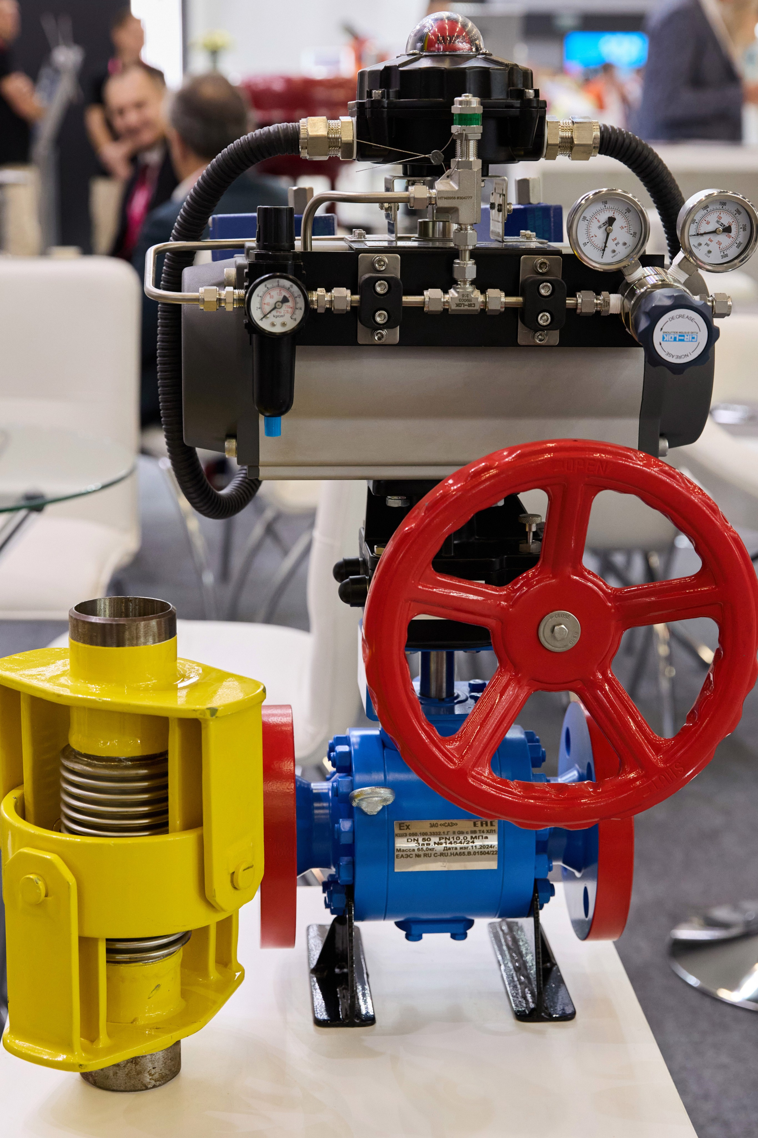 Выставка. Свадебная, репортажная фотосъемка и видеосъемка в Минске. Илья и Юлия Ширмановы. Фотограф | Видеограф | Минск