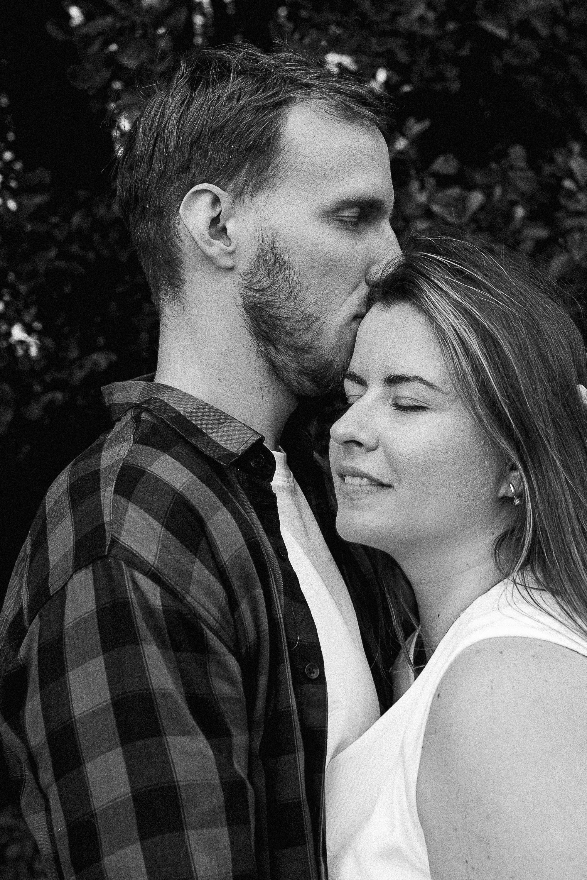 Love Story на Юбилейном озере. Свадебный и семейный фотограф Виолетта Сидельникова. Краснодар, Россия, Беларусь, Европа