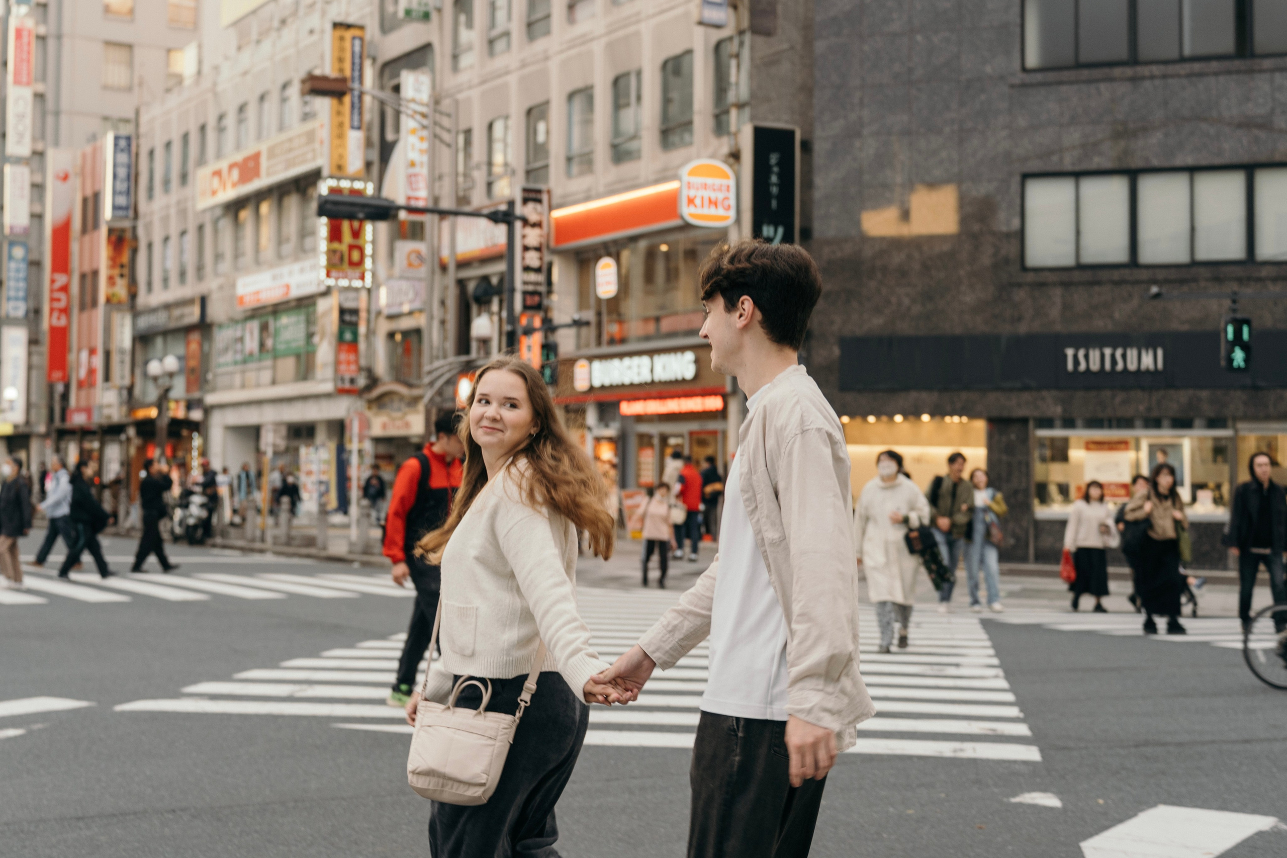 Дневной и ночной STREET. Фотограф Алина Диева Москва | Токио