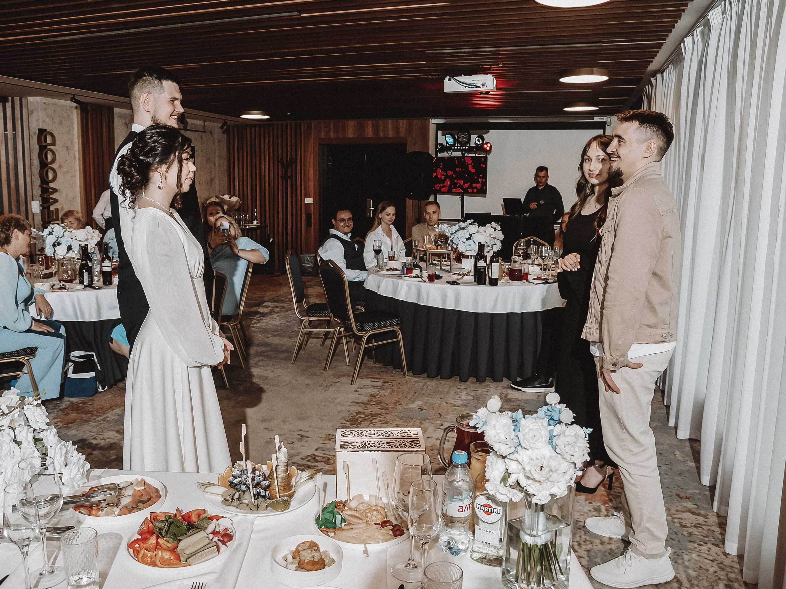 Свадебный фотограф в DoubleTree by Hilton, Новосибирск | Яна Иванова. Семейный и свадебный фотограф в Новосибирске Иванова Яна