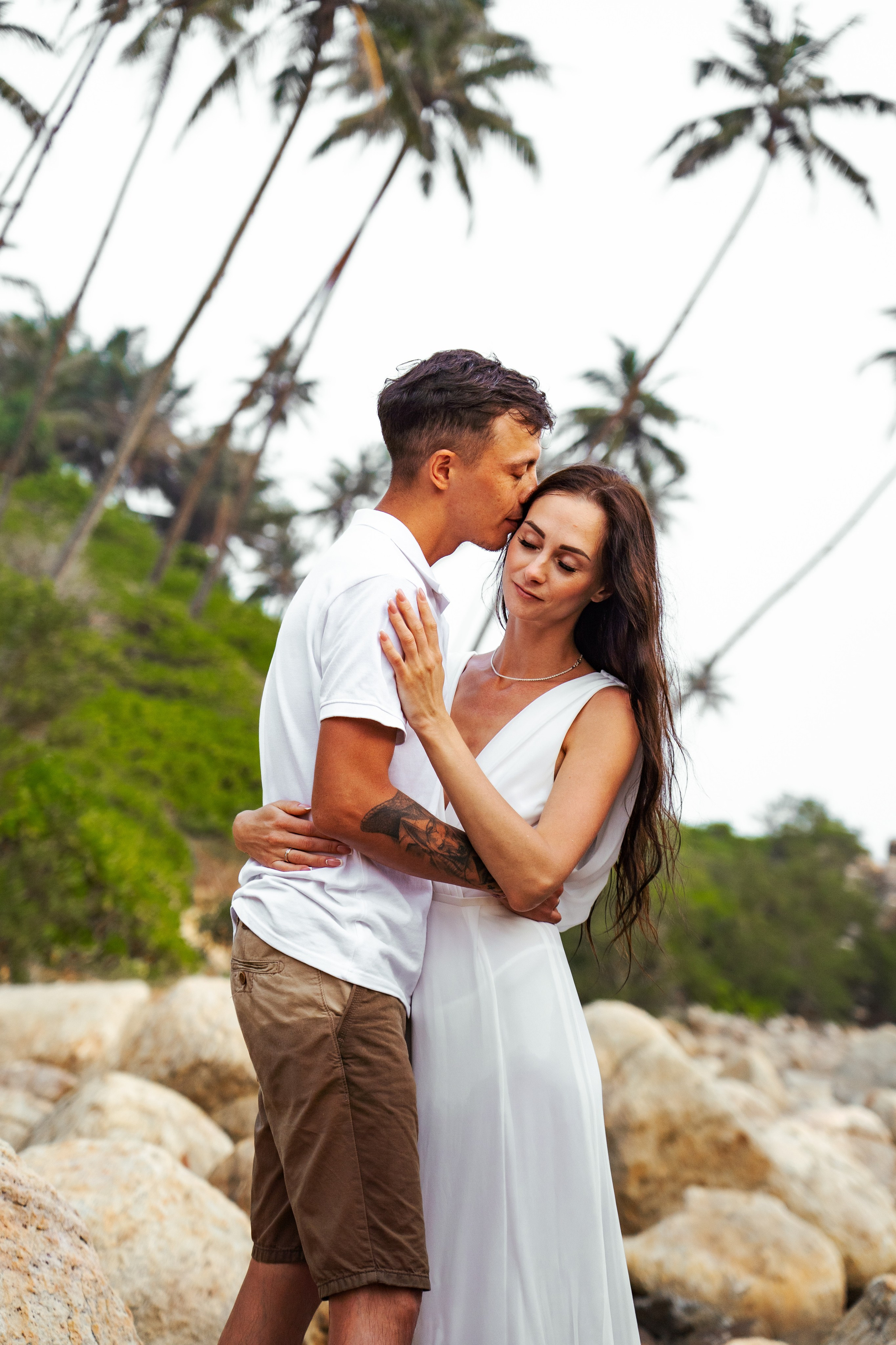 Just married photoshoot in Sri Lanka