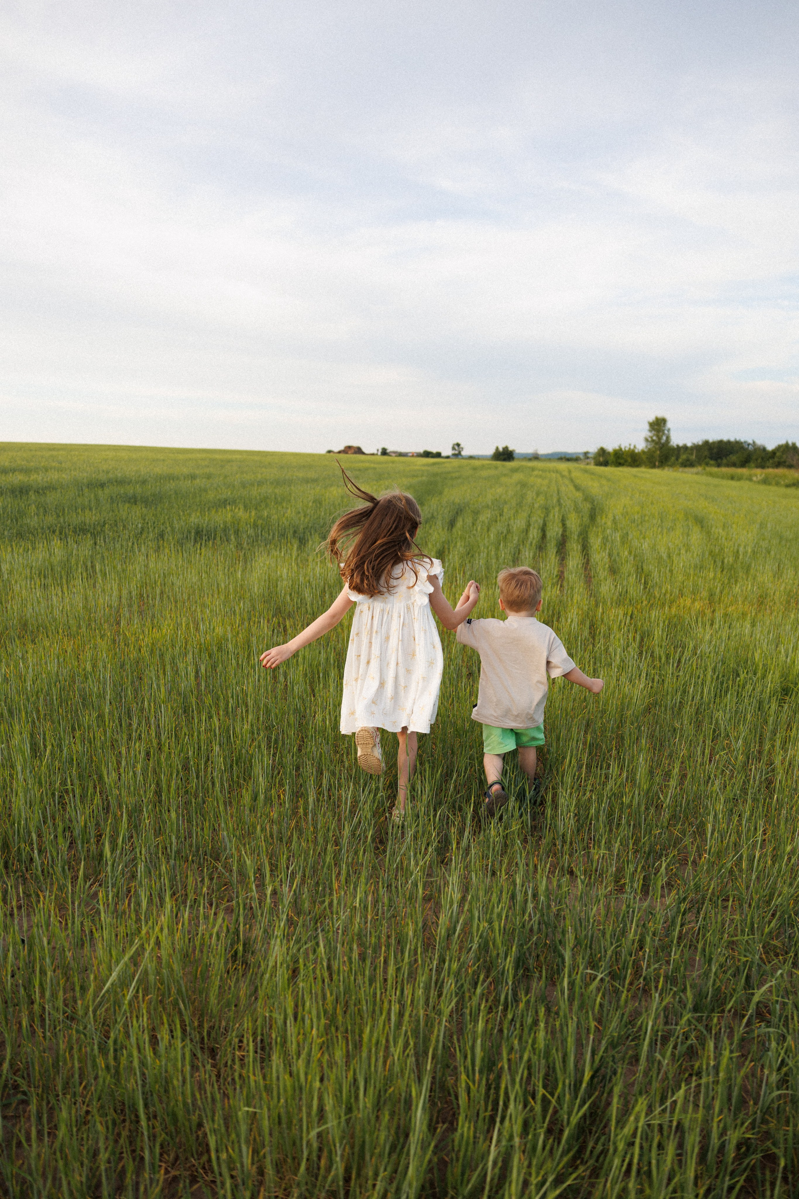 Летняя семейная с Юлей, Никитой и их детишками. Привет! Меня зовут Лера, я фотограф в Нижнем Новгороде