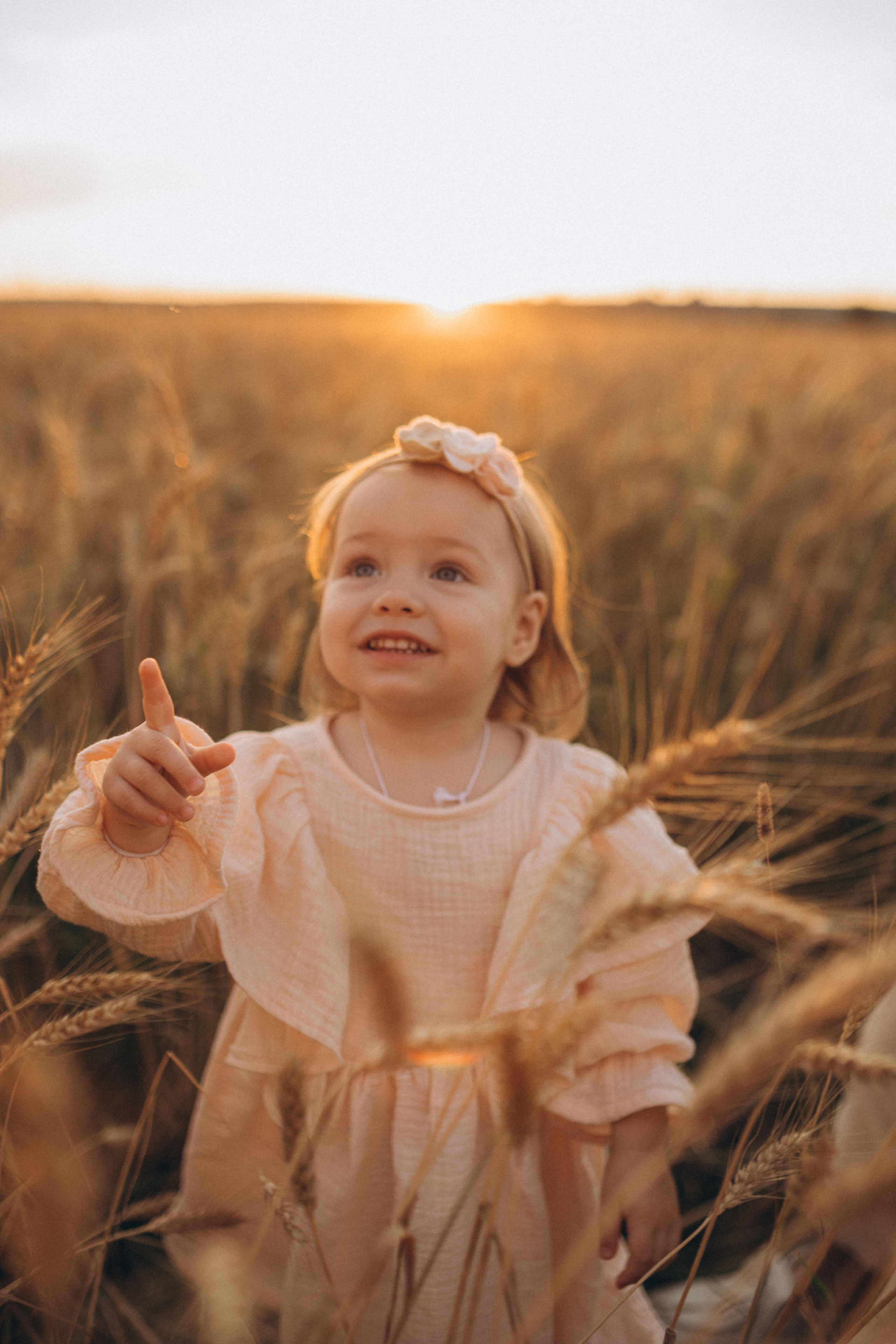 В поле пшеницы. Семейный фотограф Мария Маркова Москва и Одинцово