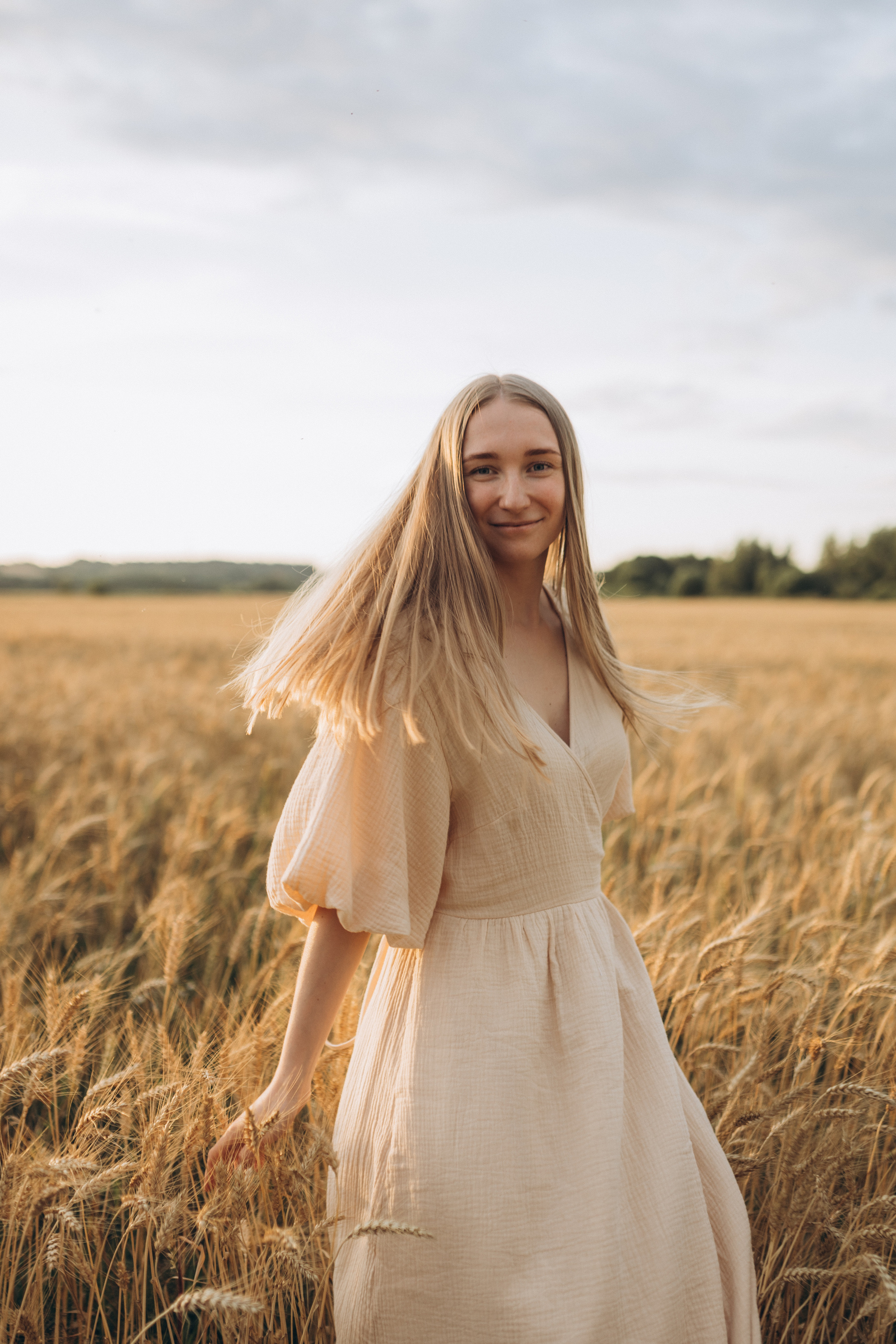В поле пшеницы. Семейный фотограф Мария Маркова Москва и Одинцово