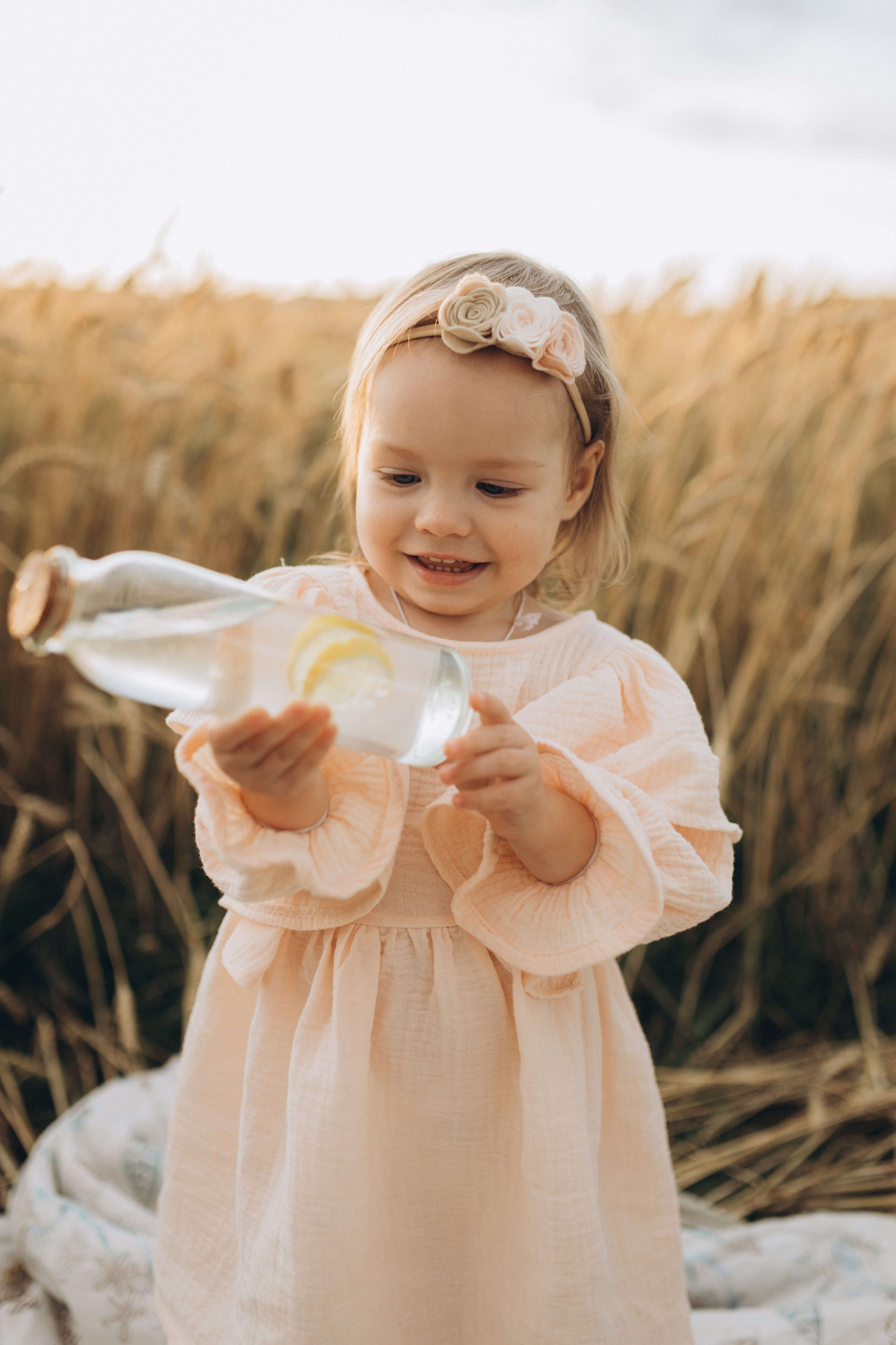 В поле пшеницы. Семейный фотограф Мария Маркова Москва и Одинцово