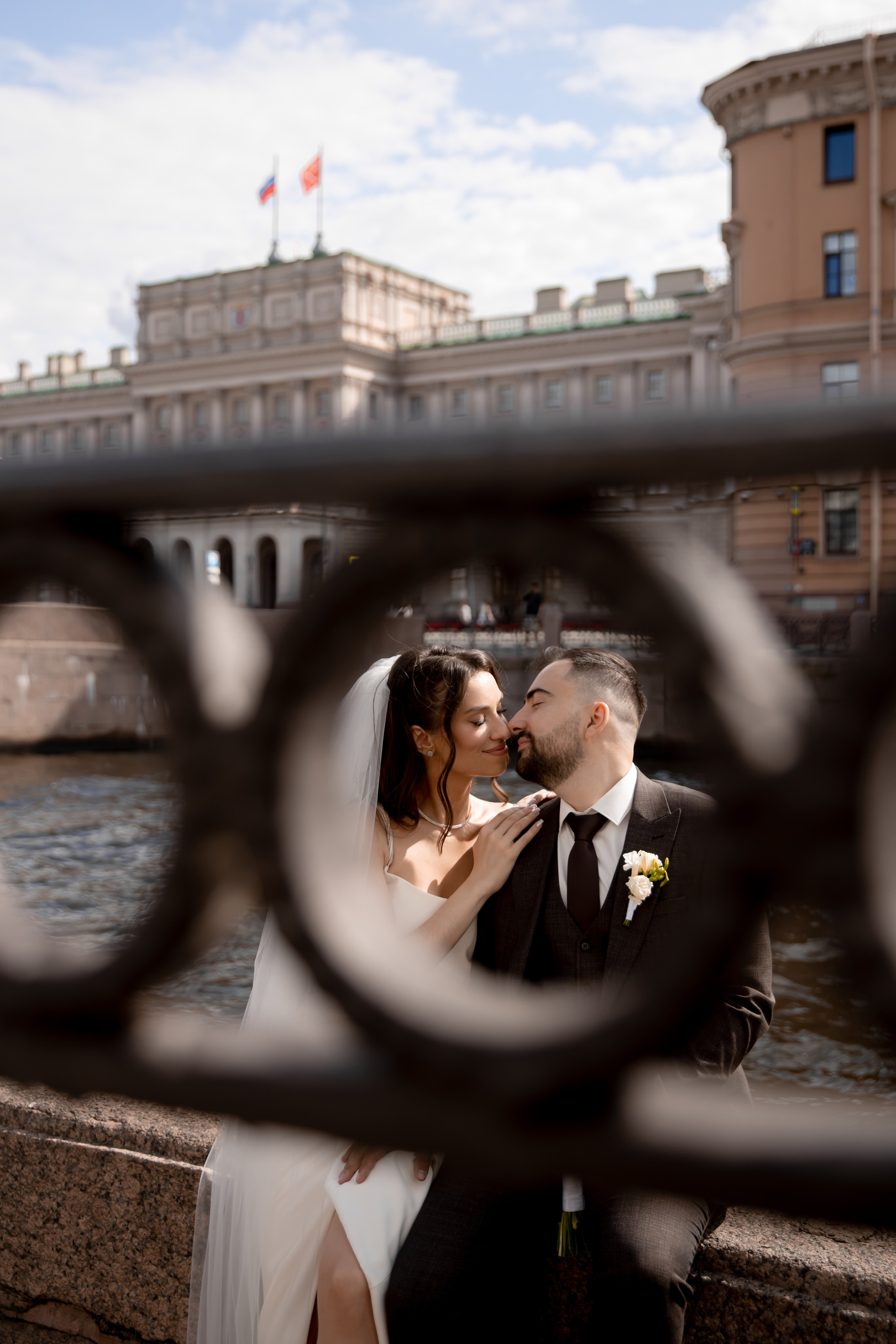 Анна и Александр / Прогулка + ЗАГС. Свадебный и семейный фотограф в Москве Диана Левченко