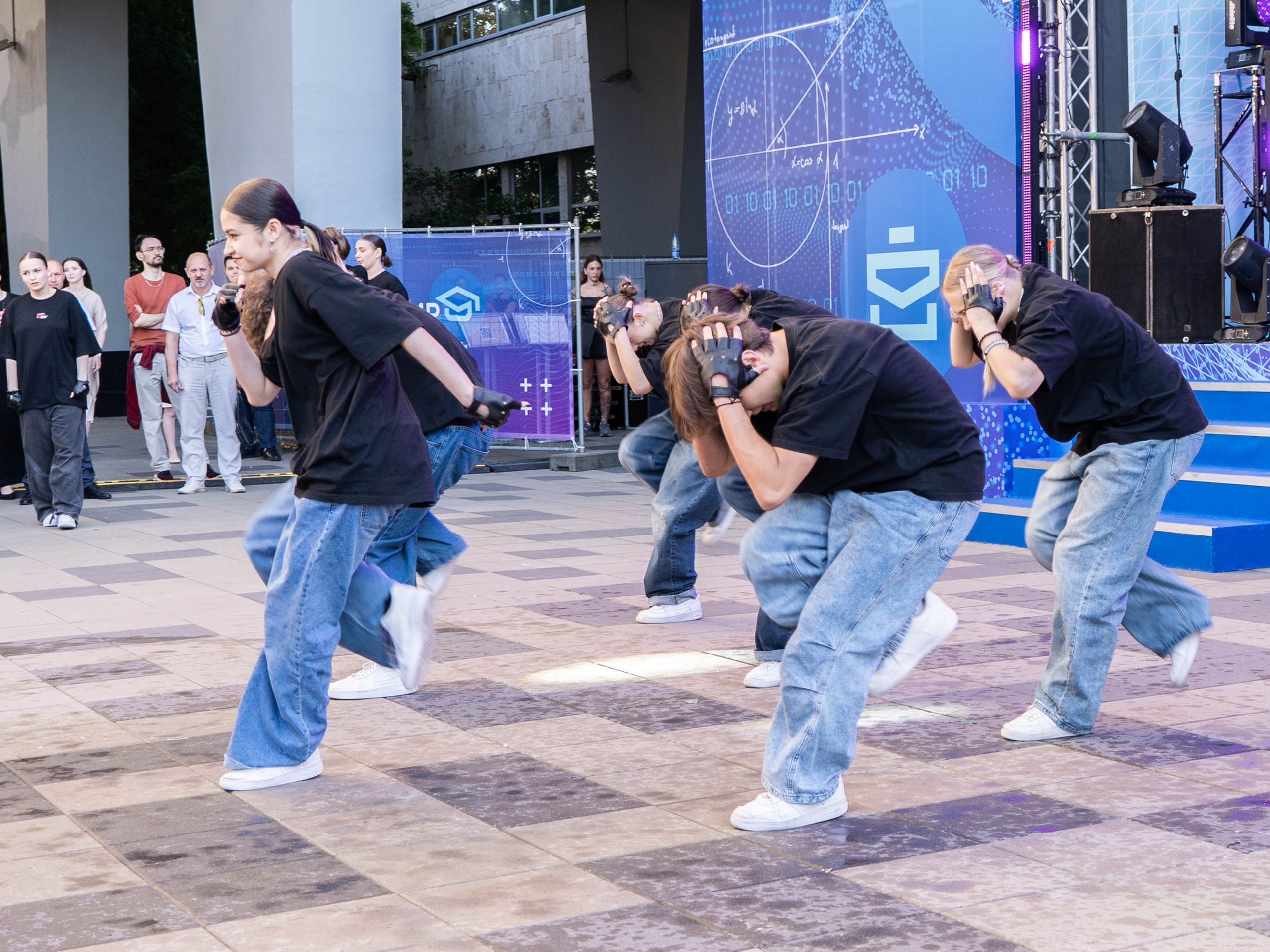 «МИР МИСИС — ЭТО МЫ!». Фотограф, оператор-монтажер, продюсер медиа проектов в Москве