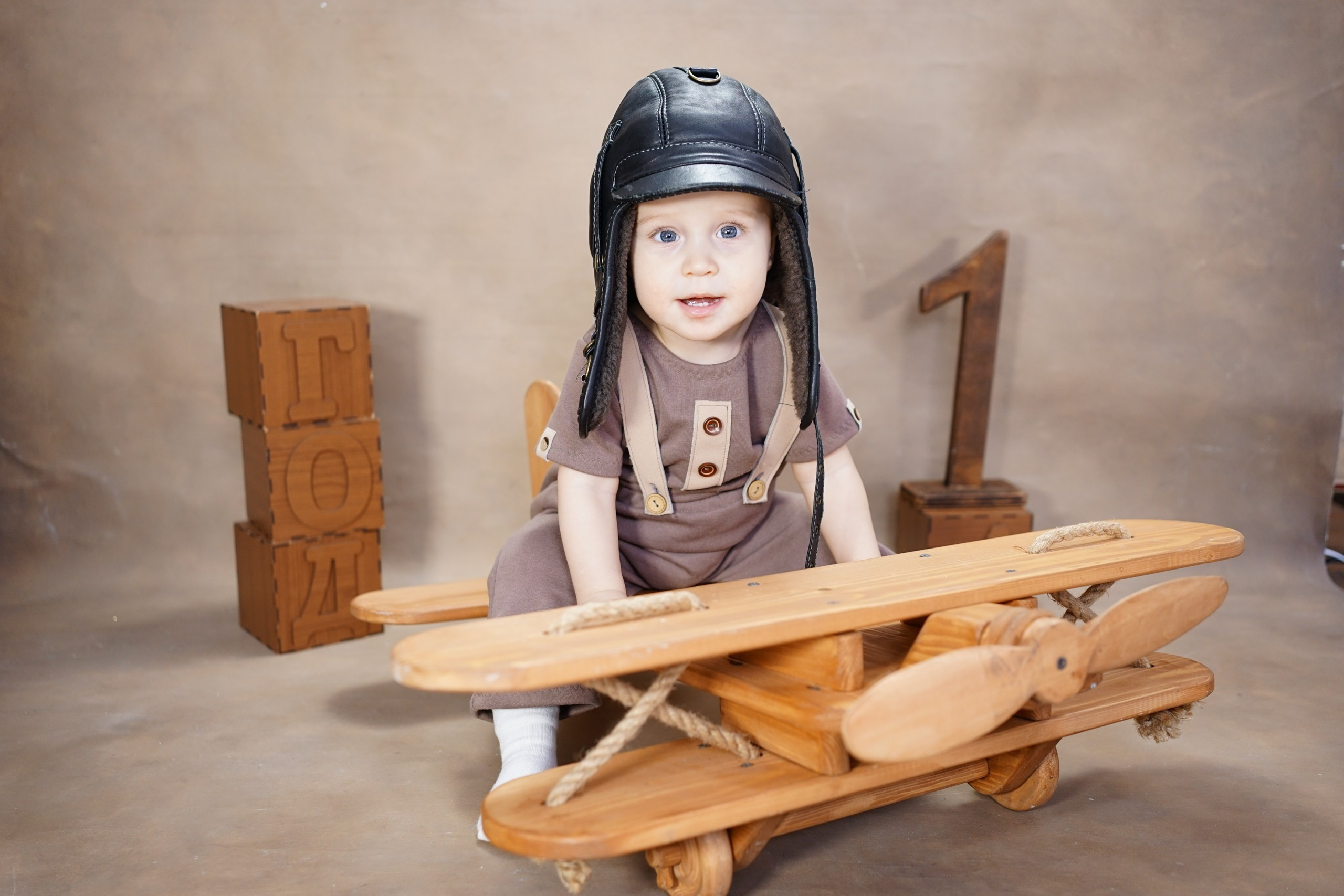 Фотосессия на Годик для Мальчиков. Детская Фотостудия ГОДОВАСИКИ в Санкт-Петербурге фотосесия на годик